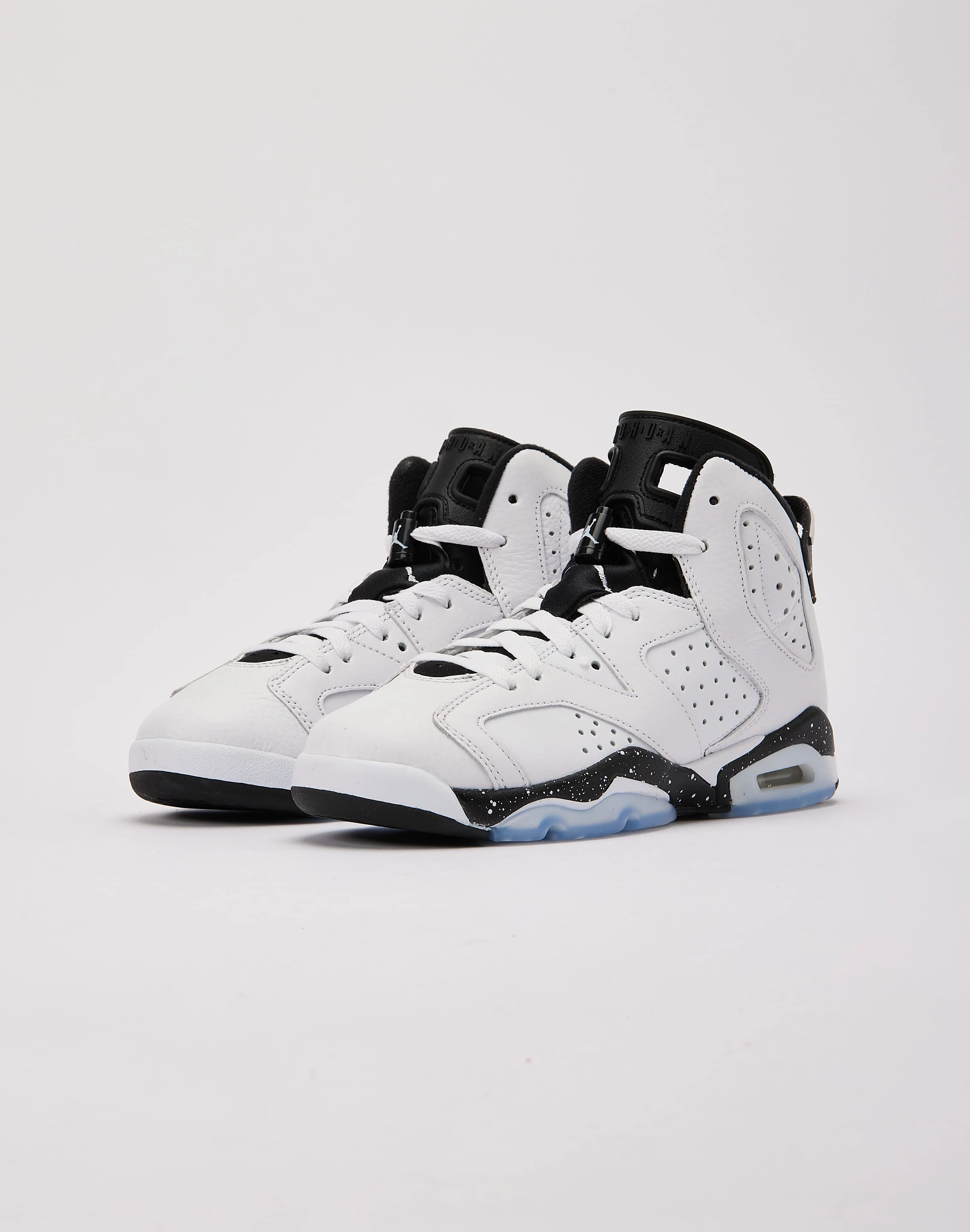 beach lovers Jordan Air Jordan 6 Retro 'Reverse Oreo' Grade-School