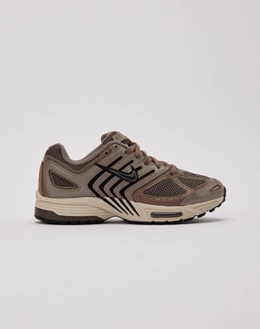 Resilient Outsole Vamp Reinforcement Nike Air Pegasus 2005