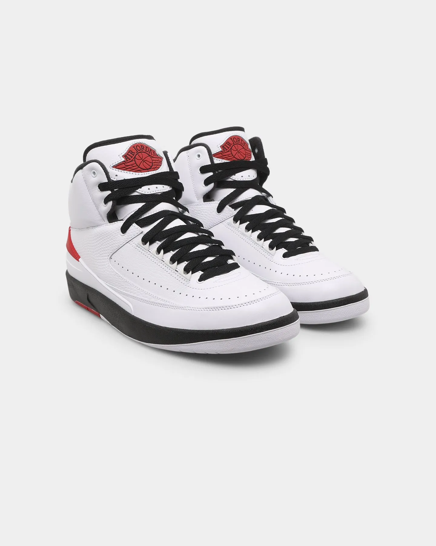 Jordan Air Jordan 2 Retro "Chicago" White/Varsity Red home beach - style