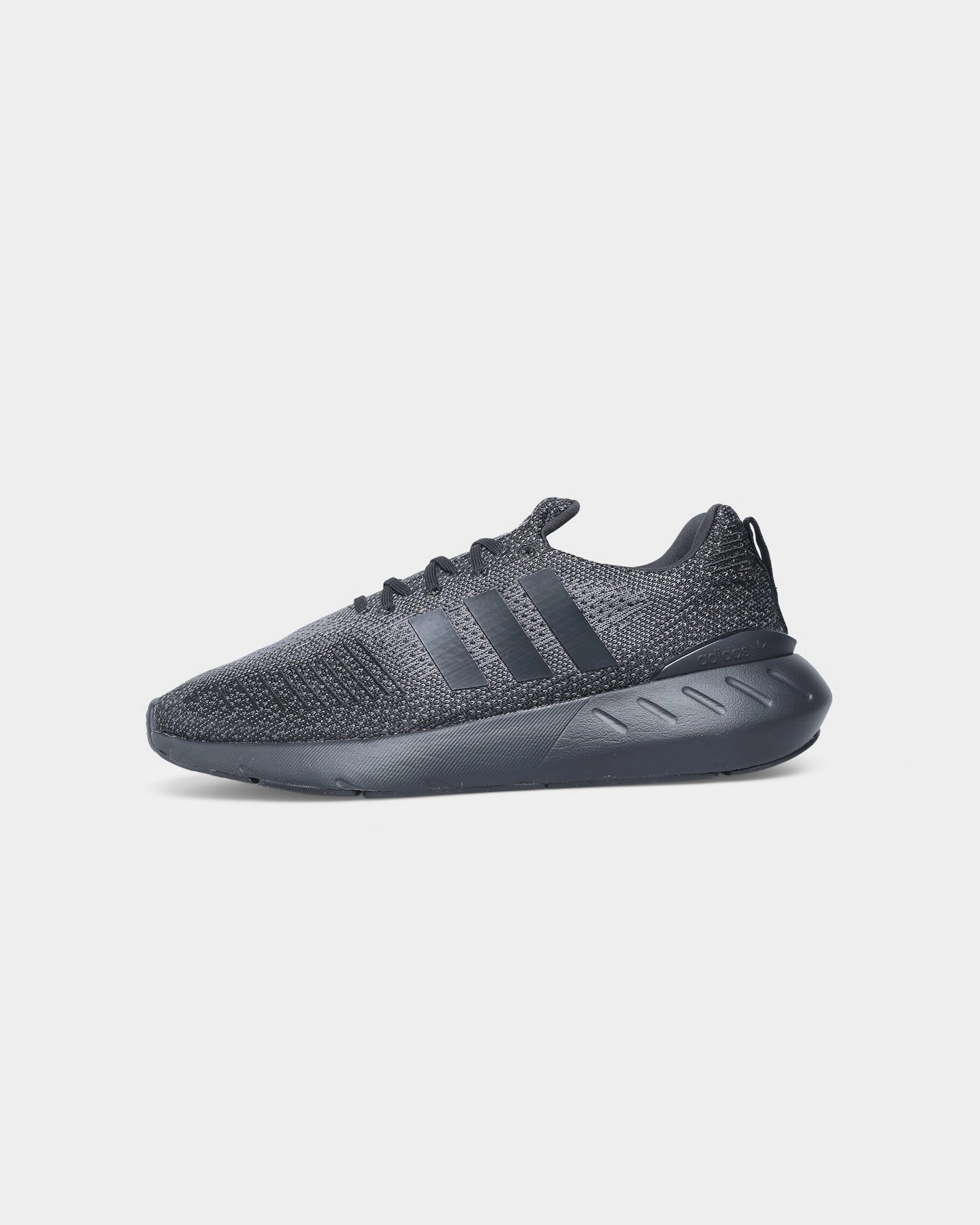Adidas Swift Run 22 Core Black / Core Black / Grey Five vegan - type