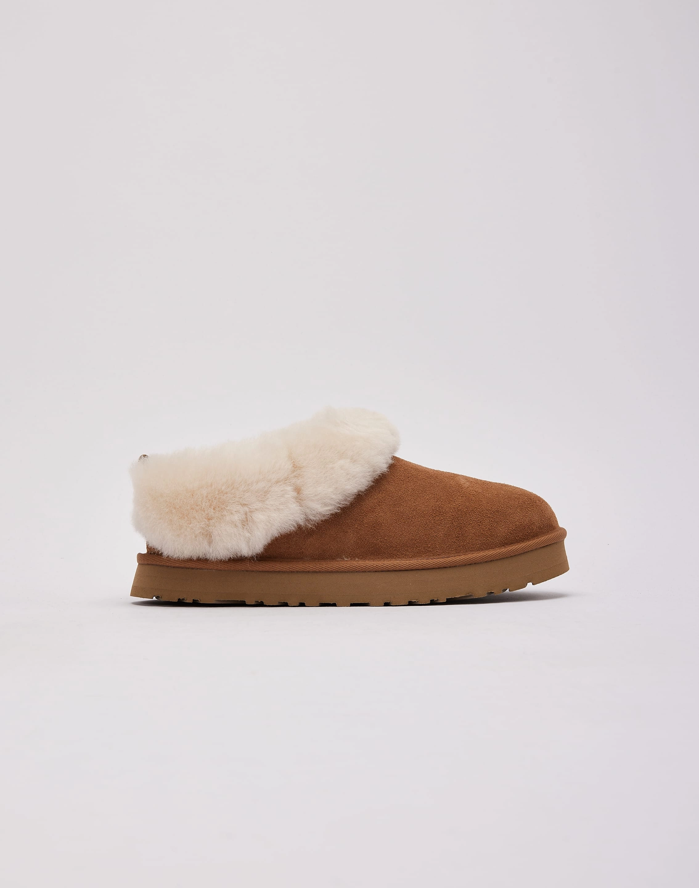 UGG Tazzelle Grade-School Iconic Piece Athletic Look