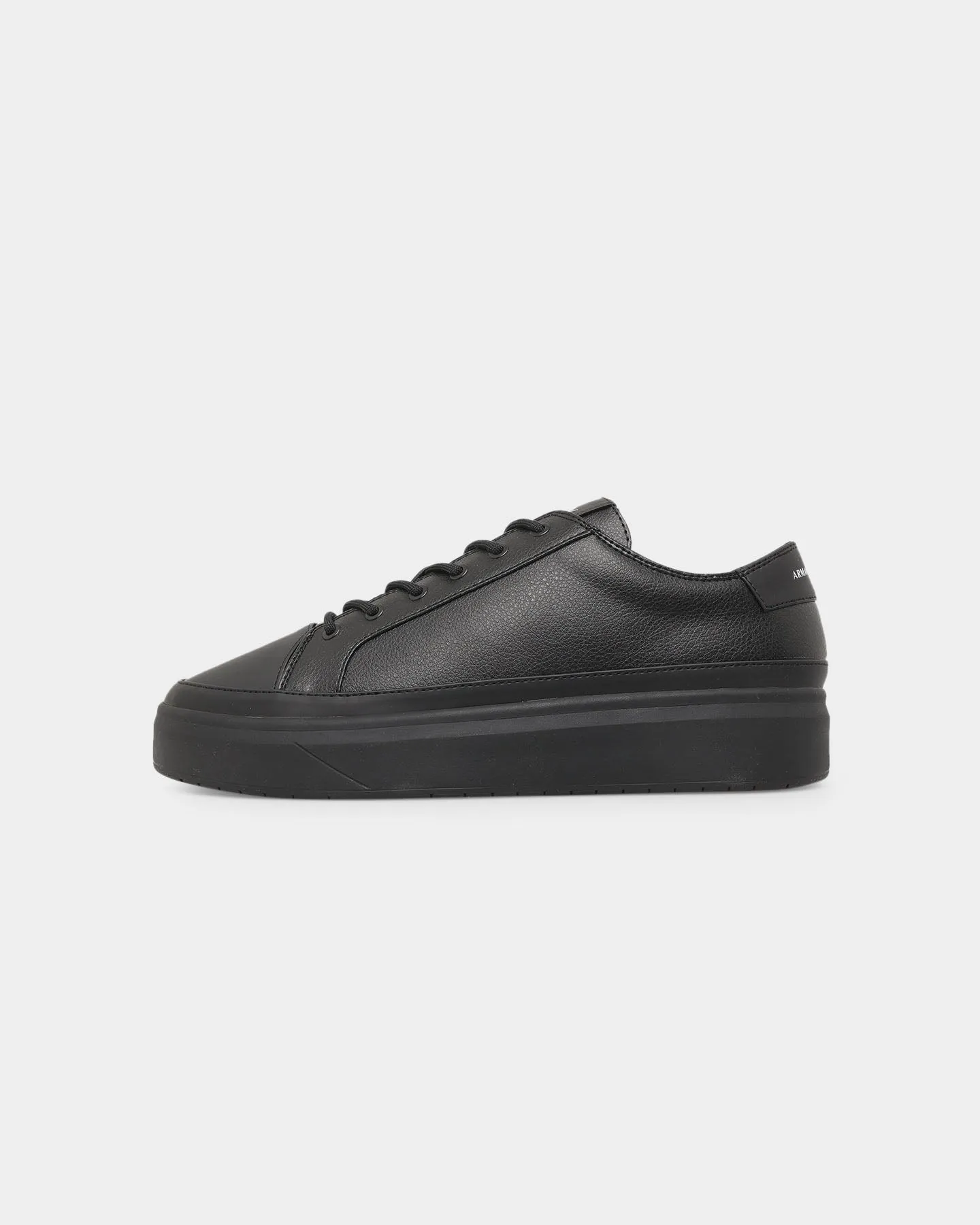 Retro-inspired cushioning Armani Exchange Milano Shoes Black