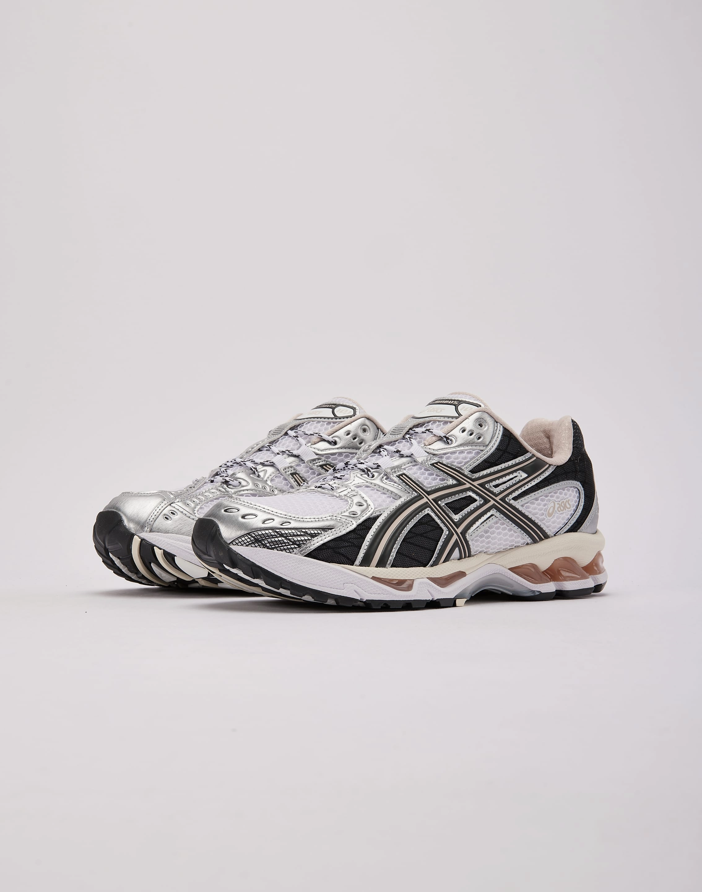 Asics GEL-NIMBUS 10.1 Enhanced Cushioning Stretch Material
