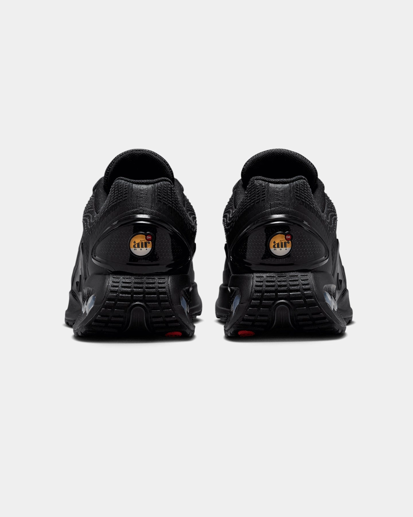 martial artists dress - wear Nike Women's Air Max DN Black/Black