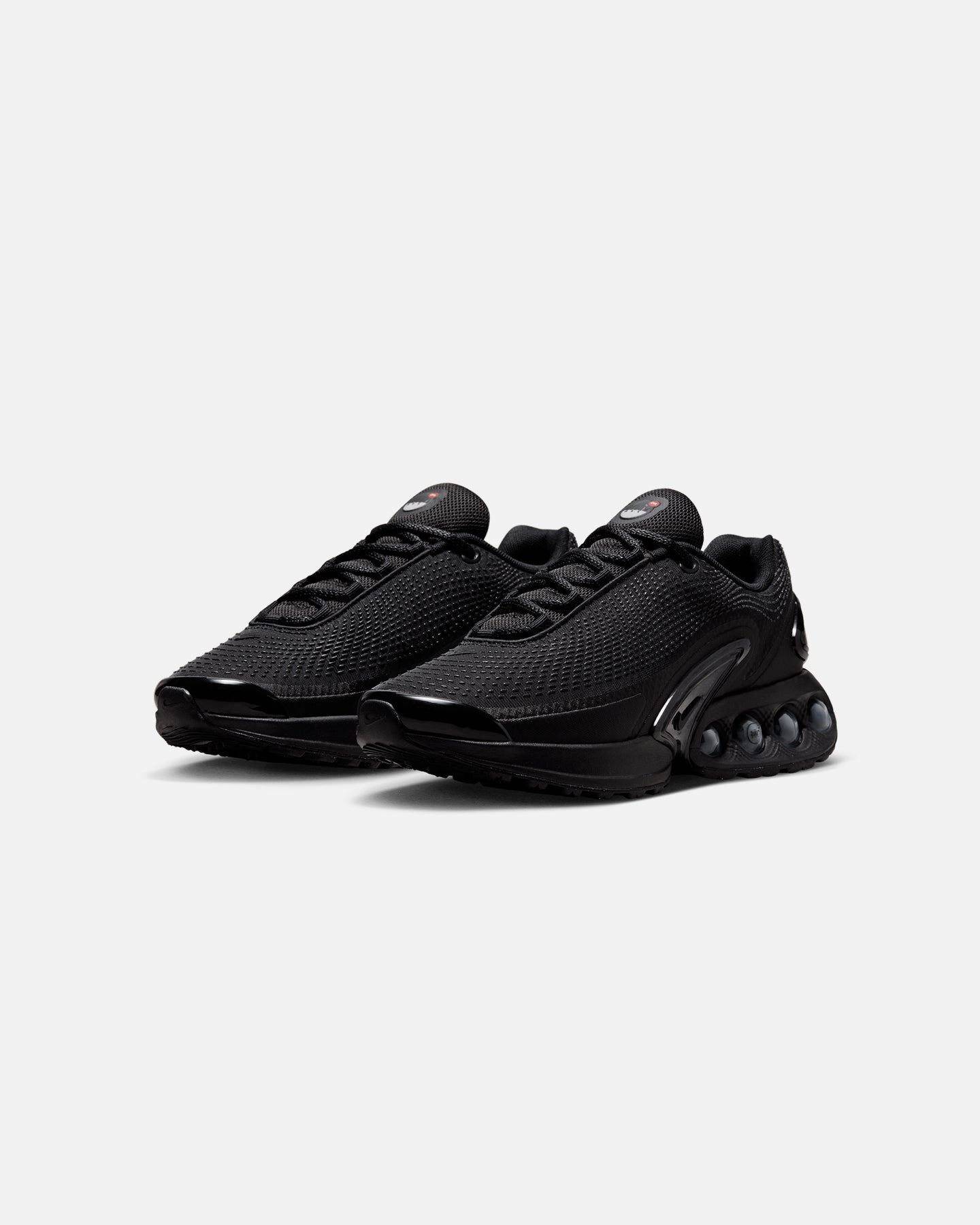 Nike Women's Air Max DN Black/Black Structured silhouette Structured grip
