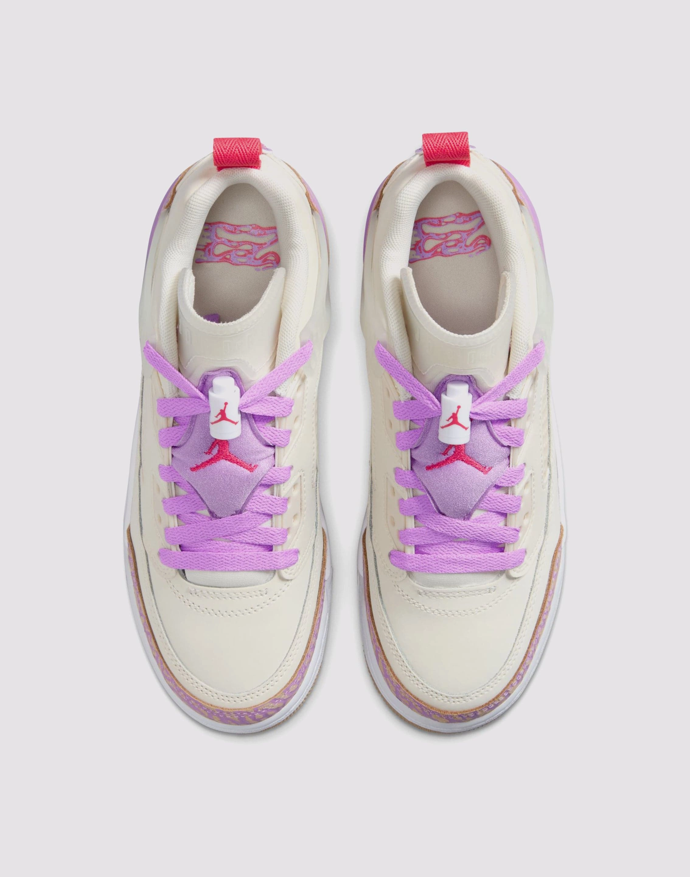 Jordan Spizike Low Grade-School Enhanced Ankle Support Diagonal Herringbone Pattern