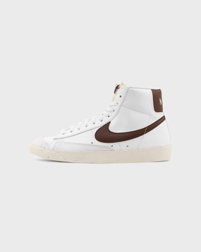 Nike Women's Blazer Mid '77 Next Nature White/Cocao Wow silhouette Recycled Fabric Construction