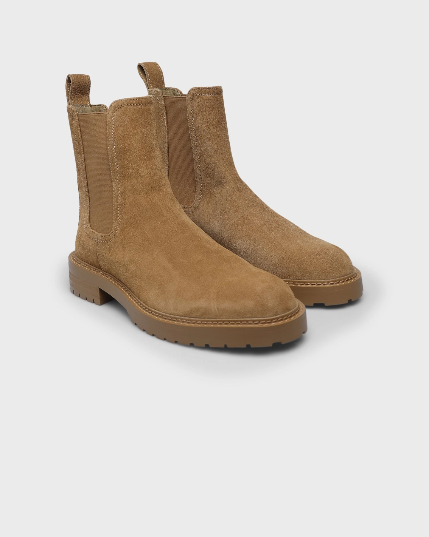 Vibrant Design Ultra-soft sole Saint Morta Chunky Chelsea Boot Camel