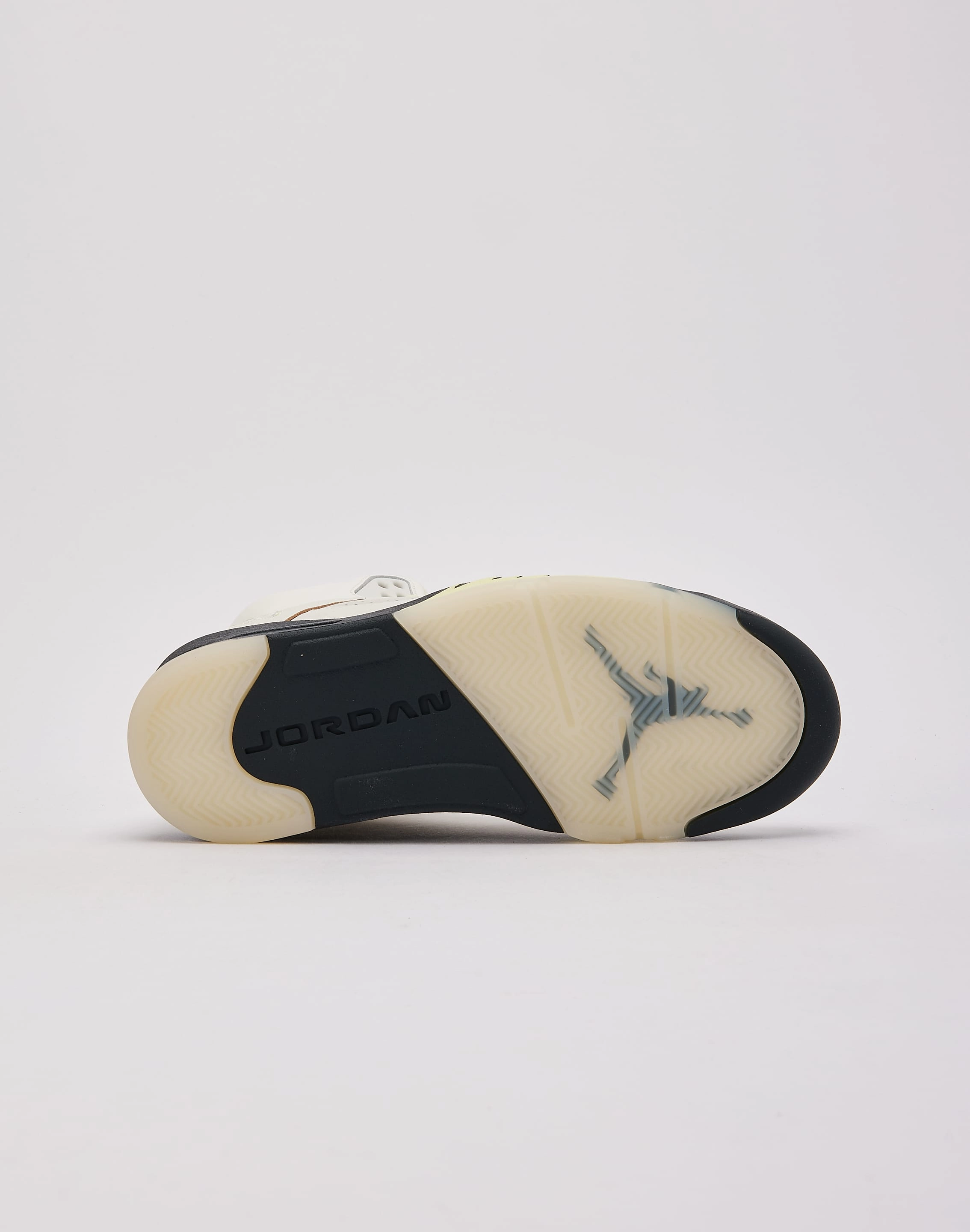 Ultimate materials Tensile Strength Jordan Air Jordan 5 Retro 'Luminous Green and Sail'