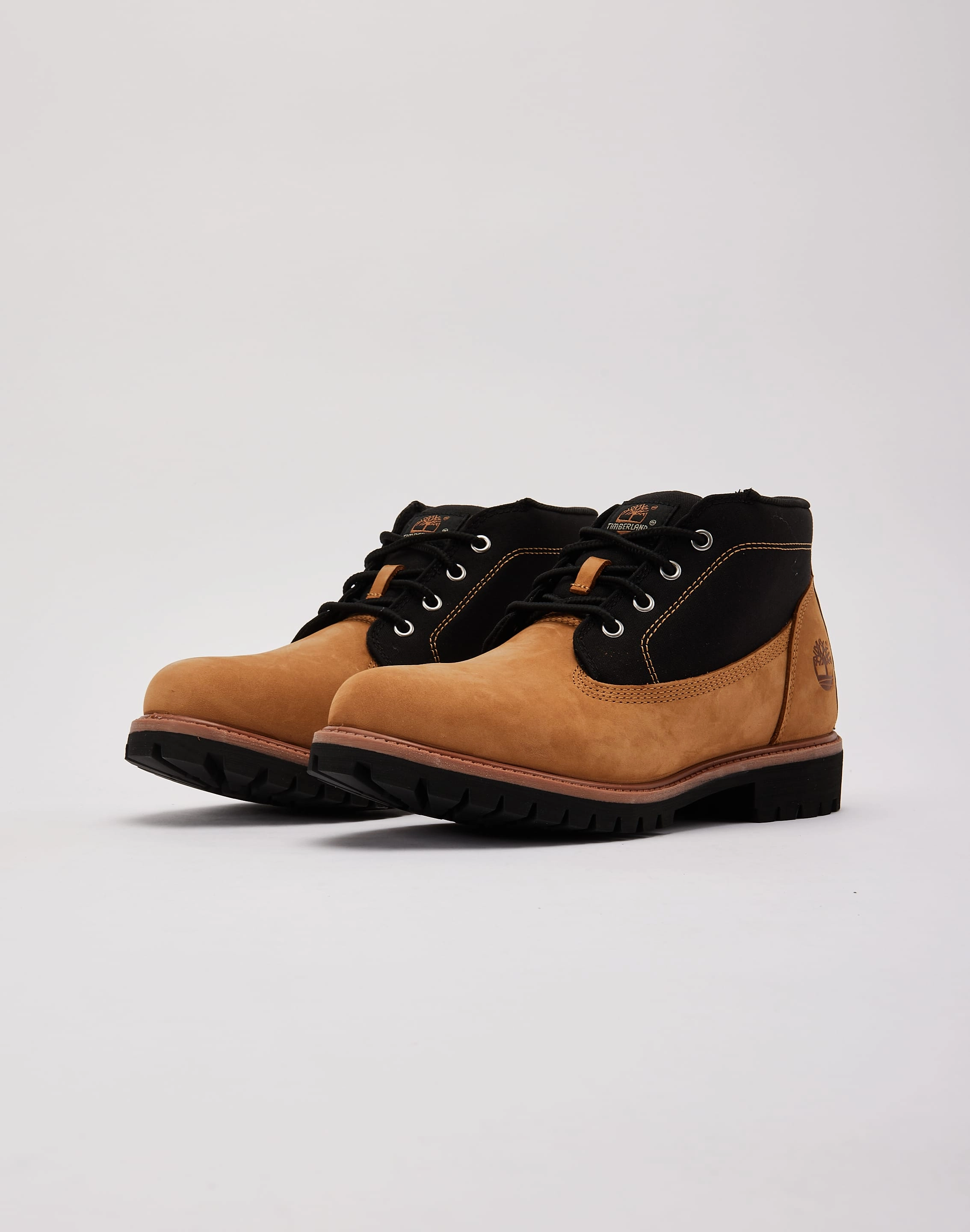 Timberland Premium Chukka Boot Quick Dry Material Technology Comfort Motion