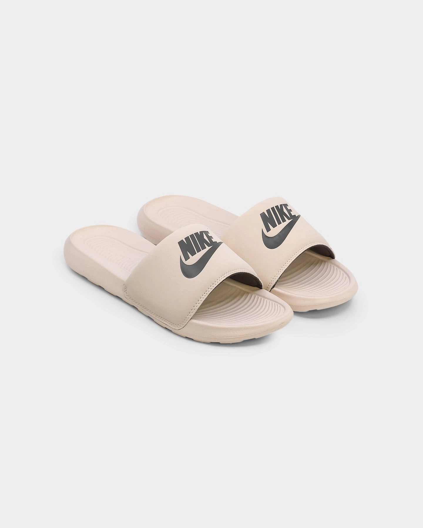 Composite Rocker Sole Nike Women's Victori One Slides Pearl White/Medium Ash