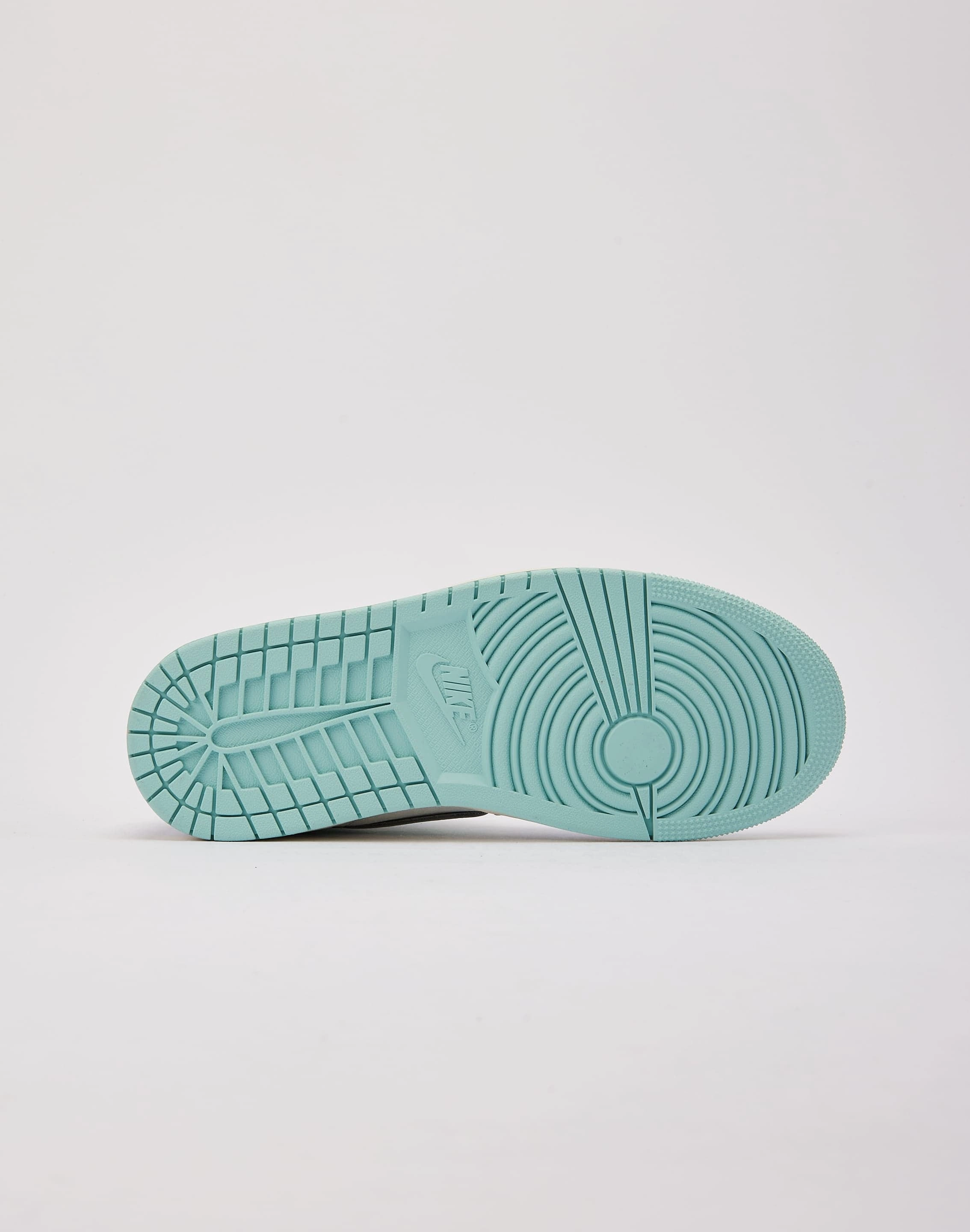 Jordan Air Jordan 1 High 'Method of Make' Breathable Form Sneaker Innovation