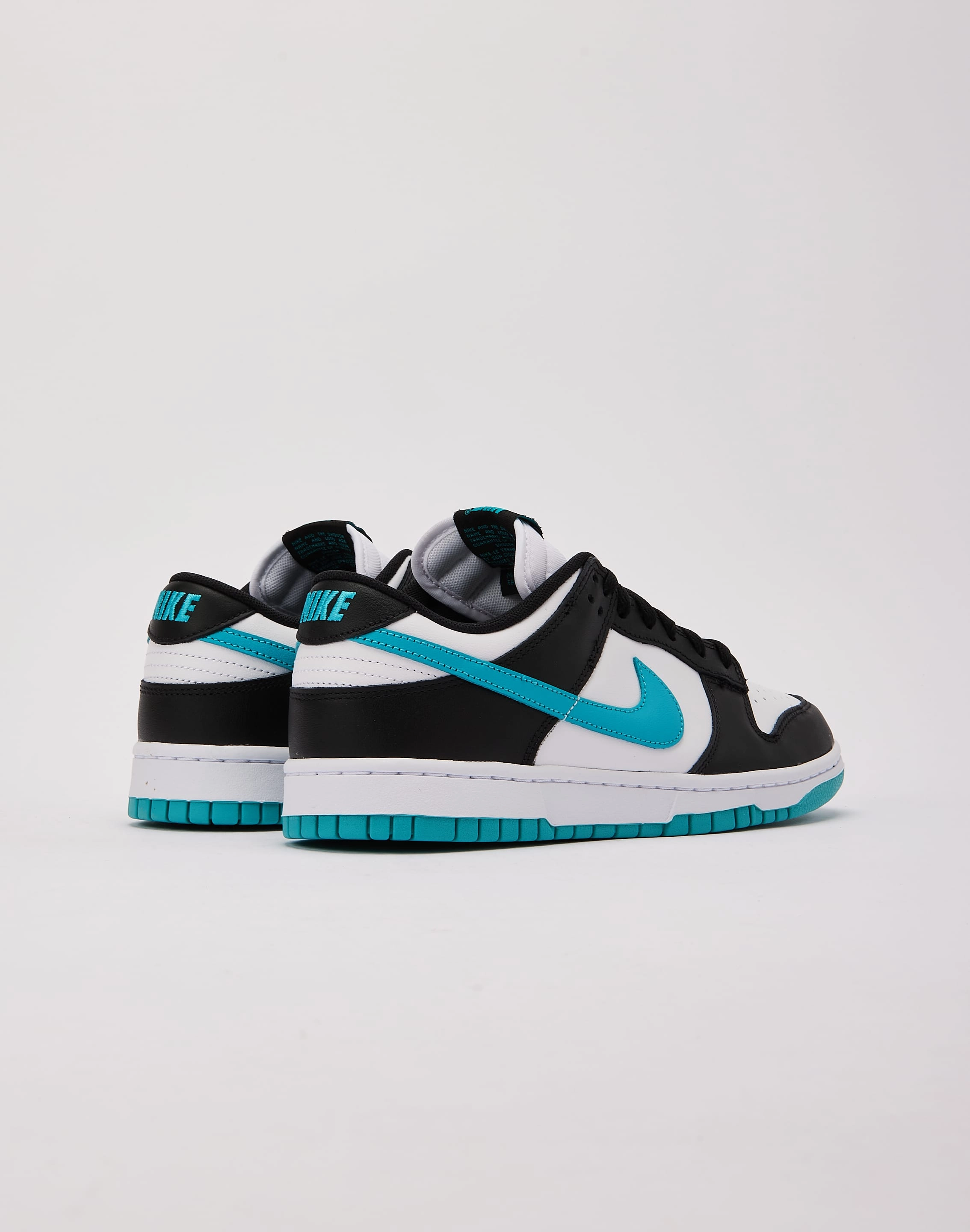 Comfort Flex Signature flexibility Nike Dunk Low