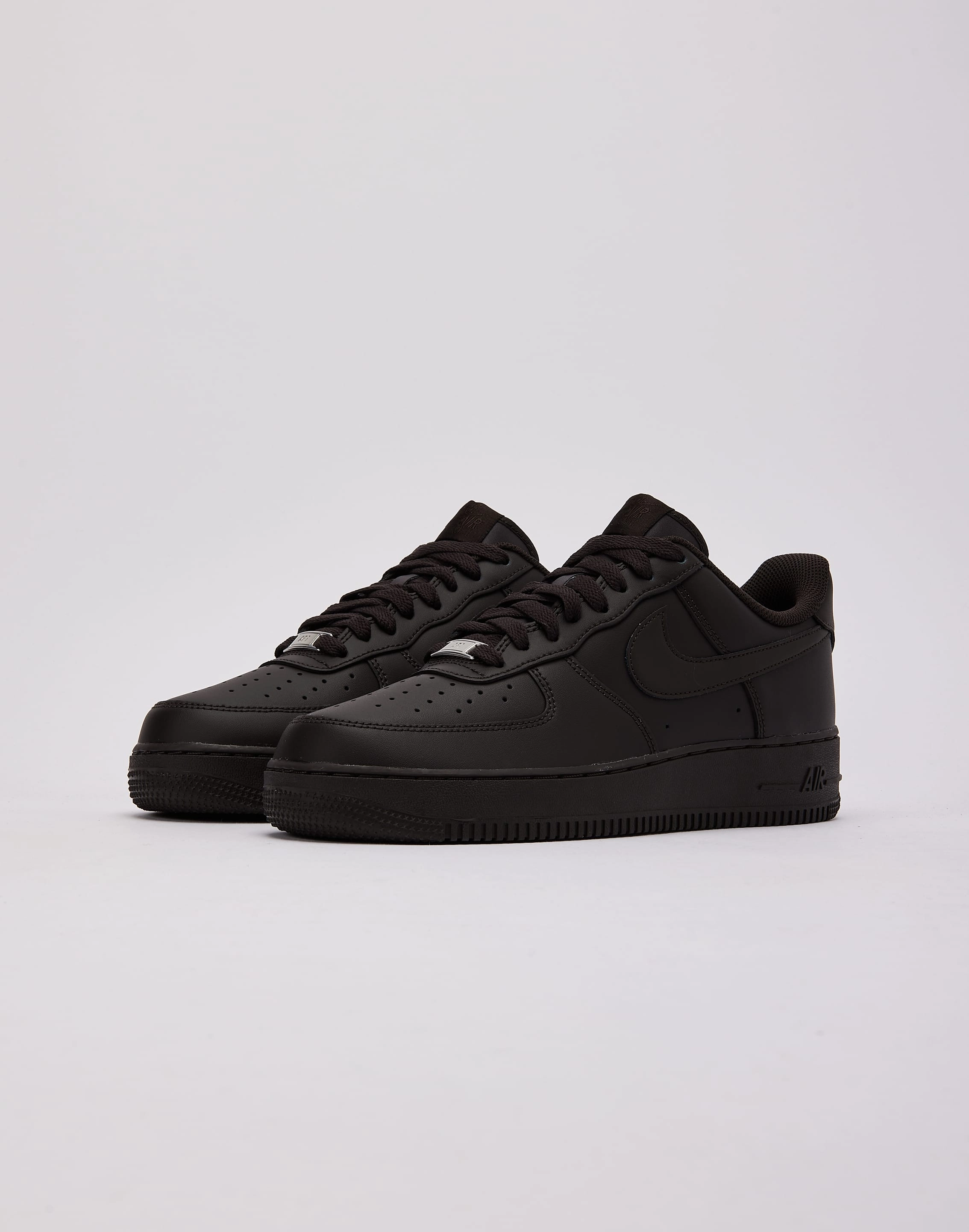 Responsive Control Nike Air Force 1 Low '07