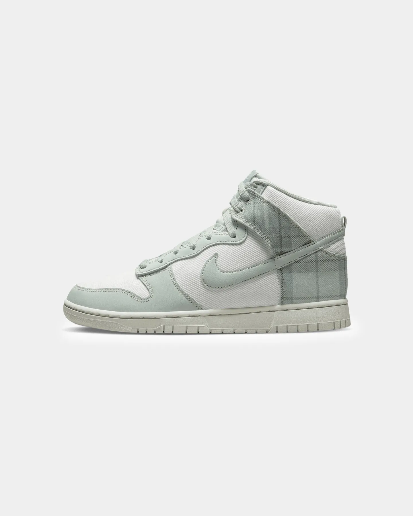 Nike Dunk High Retro SE "Plaid" Summit White Abrasion Resistant Toe Cap Eco Friendly Production