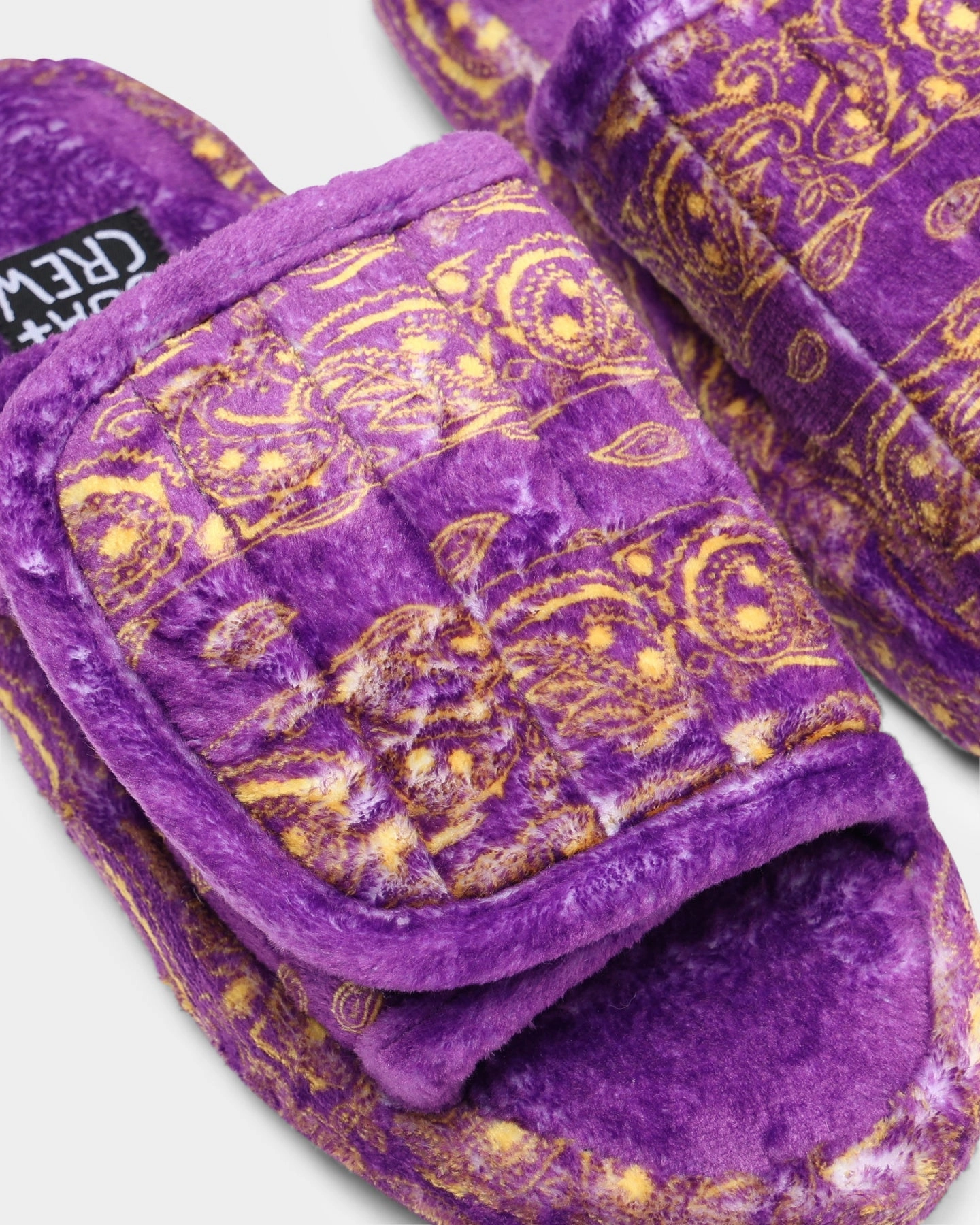 Goat Crew Velcro Paisley Bandana Slipper Purple/Yellow matching palette