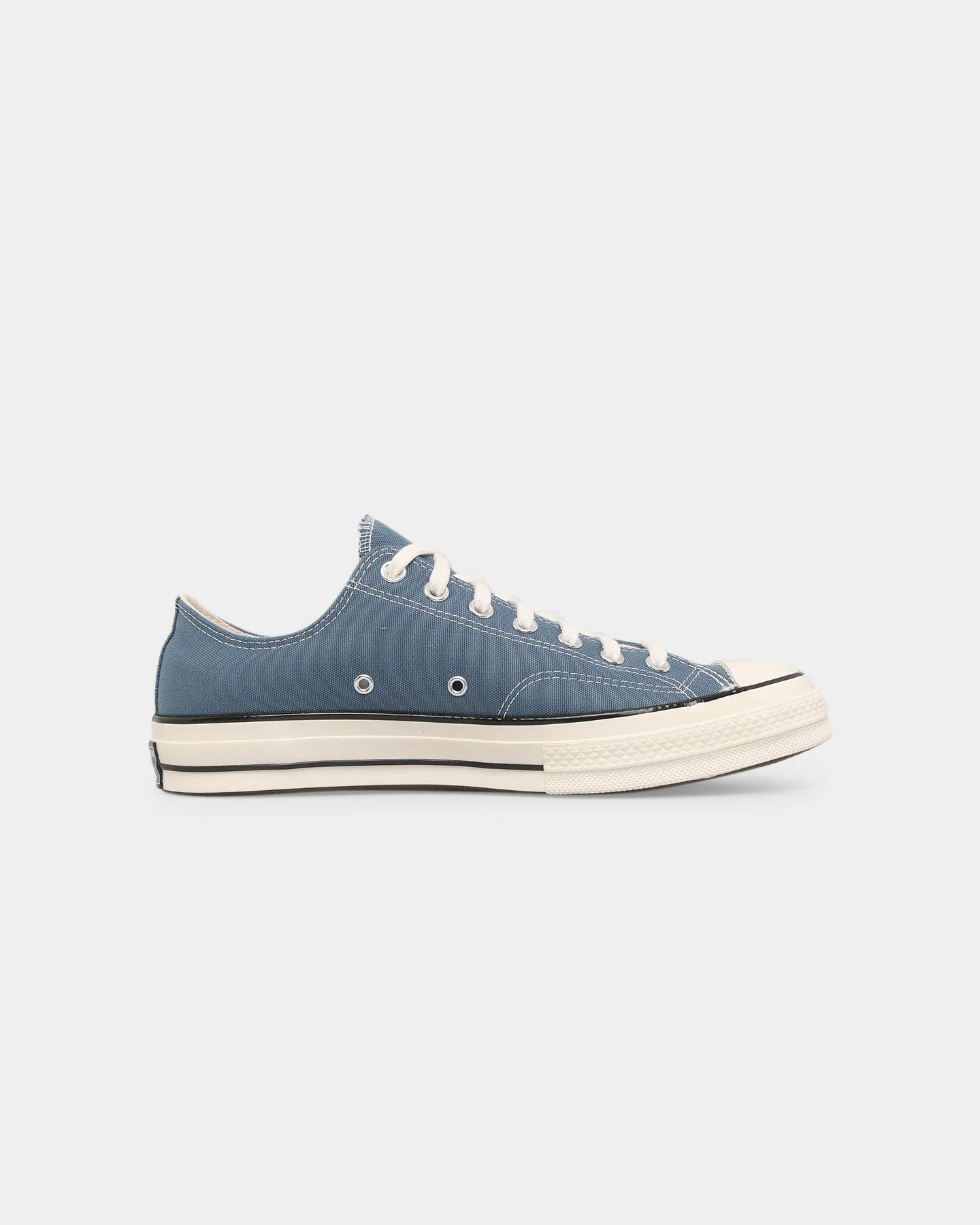 Hybrid Foam Technology Handcrafted Details Converse Chuck 70 OX Deep Waters