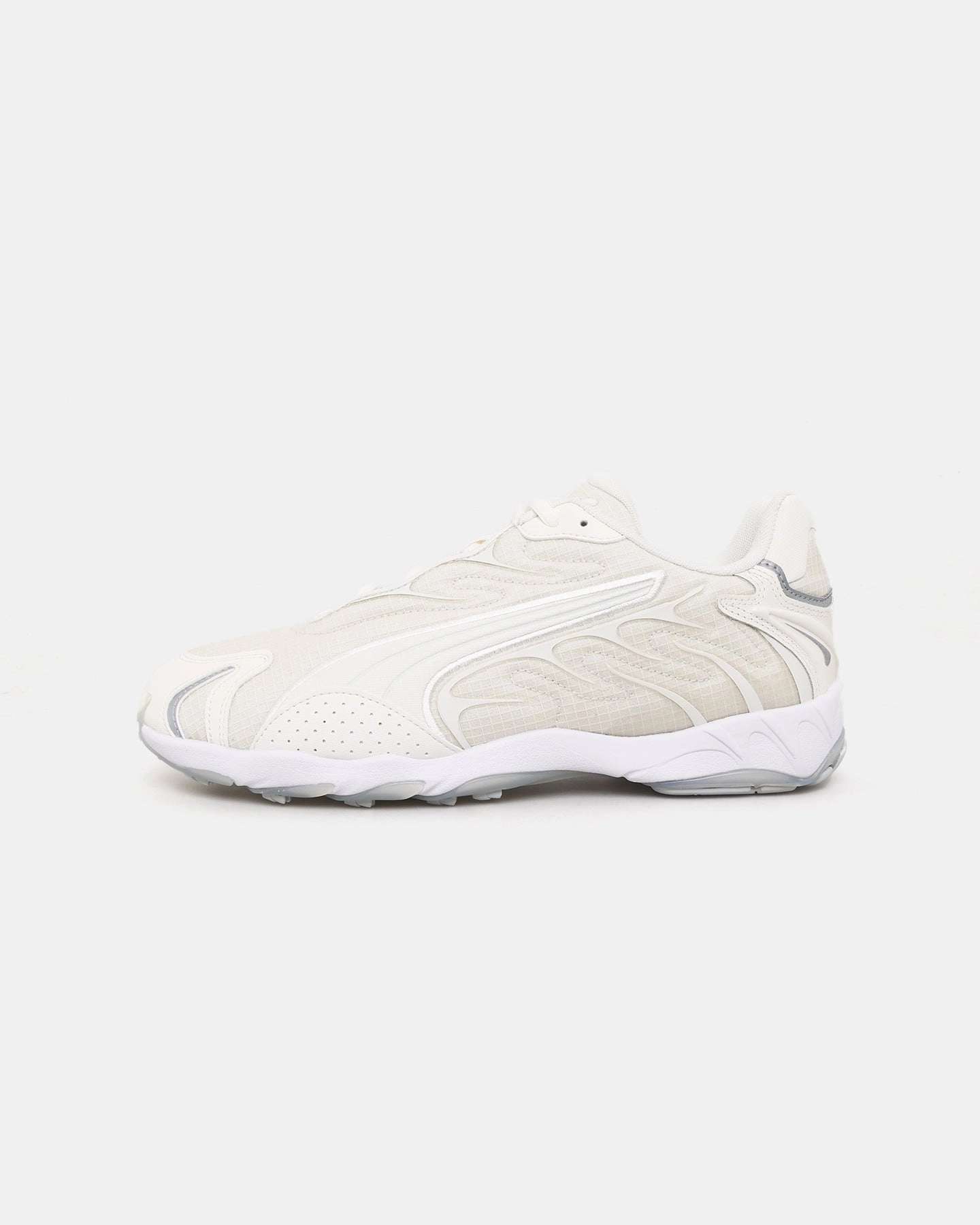 Trendy Sole Puma Inhale Essentials White