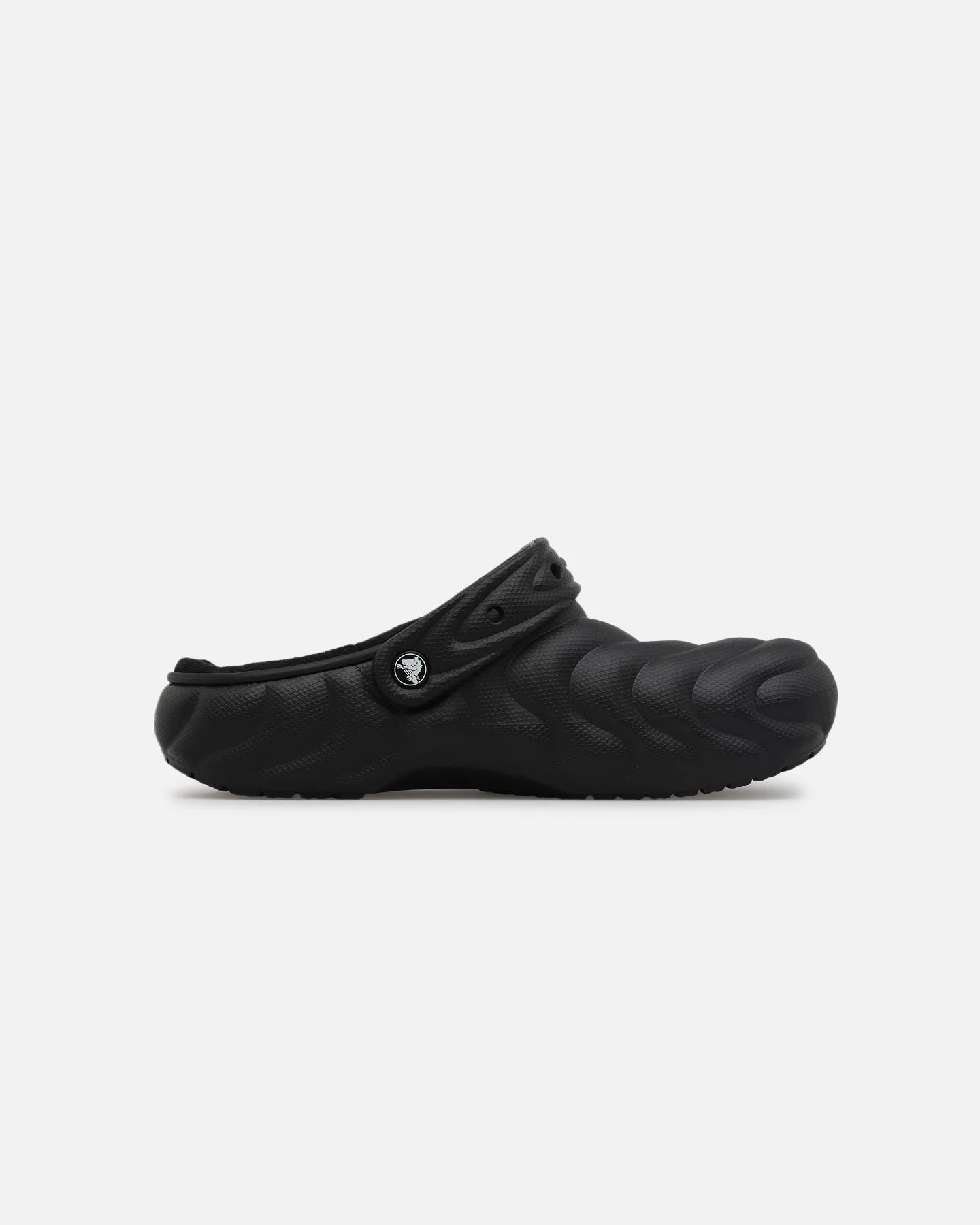 Crocs Classic Lined Over Puff Clog Black Simple Step Sandal