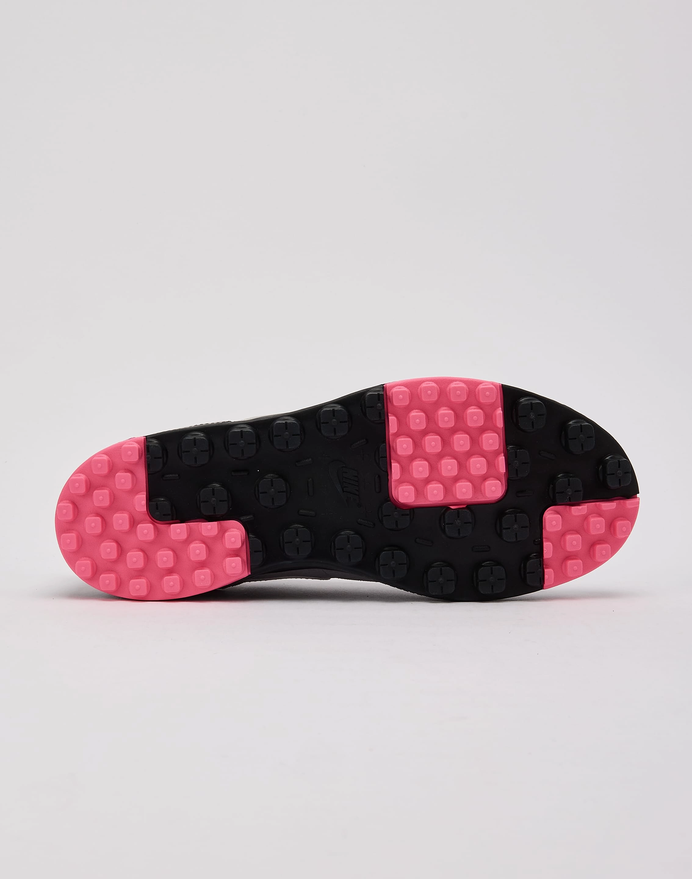 Nike C1TY Rubberized Heel Guard Flex Groove System