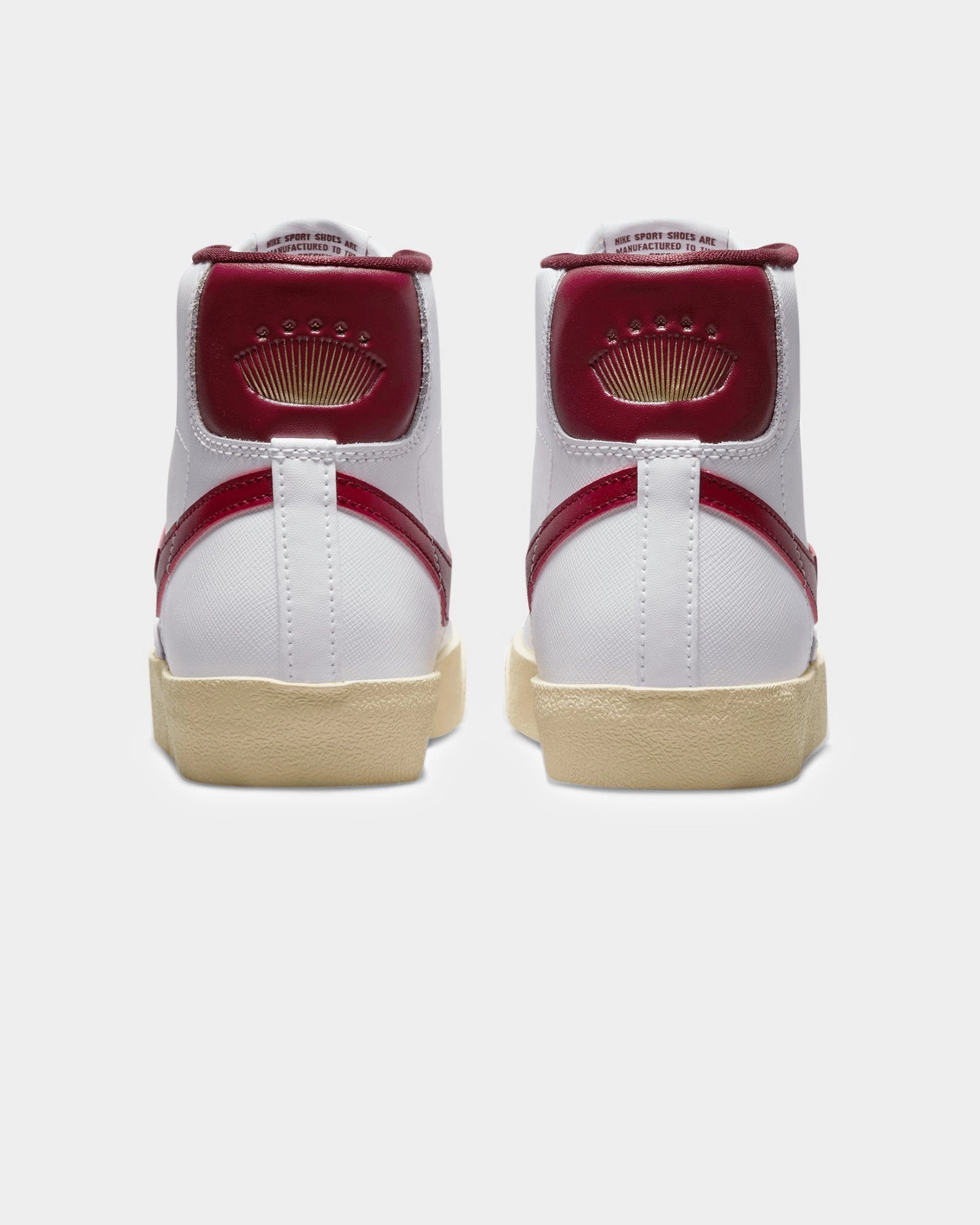 volleyball players - specific benefits Nike Women's Blazer Low '77 SE "Hangtag Holster" White/Team Red
