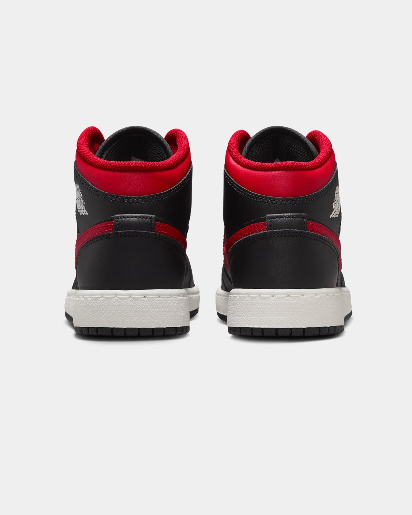 Lace Closure style - level Jordan Kids' Air Jordan 1 Mid (GS) Black/Varsity Red