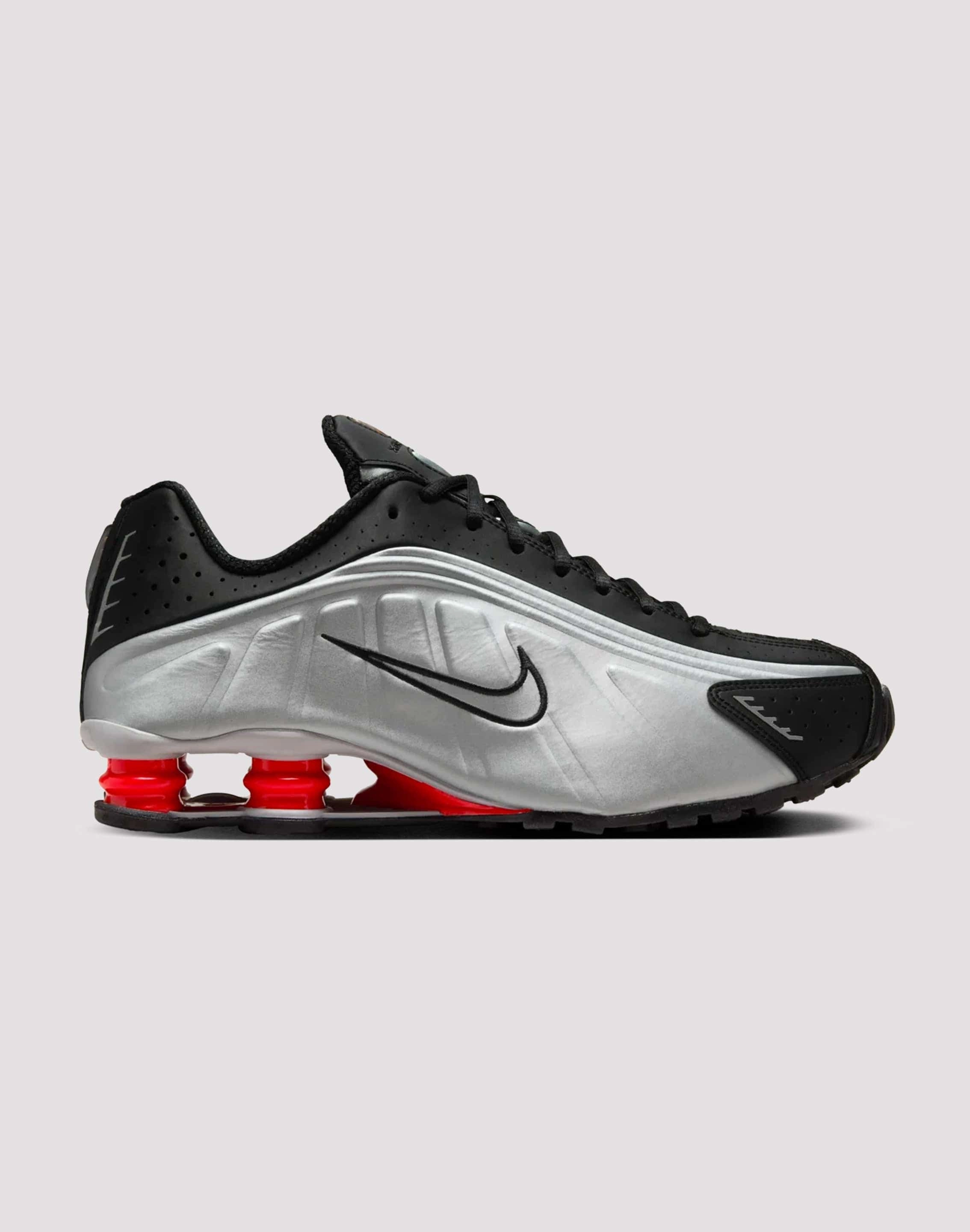 Nike Shox R4 Supportive grip