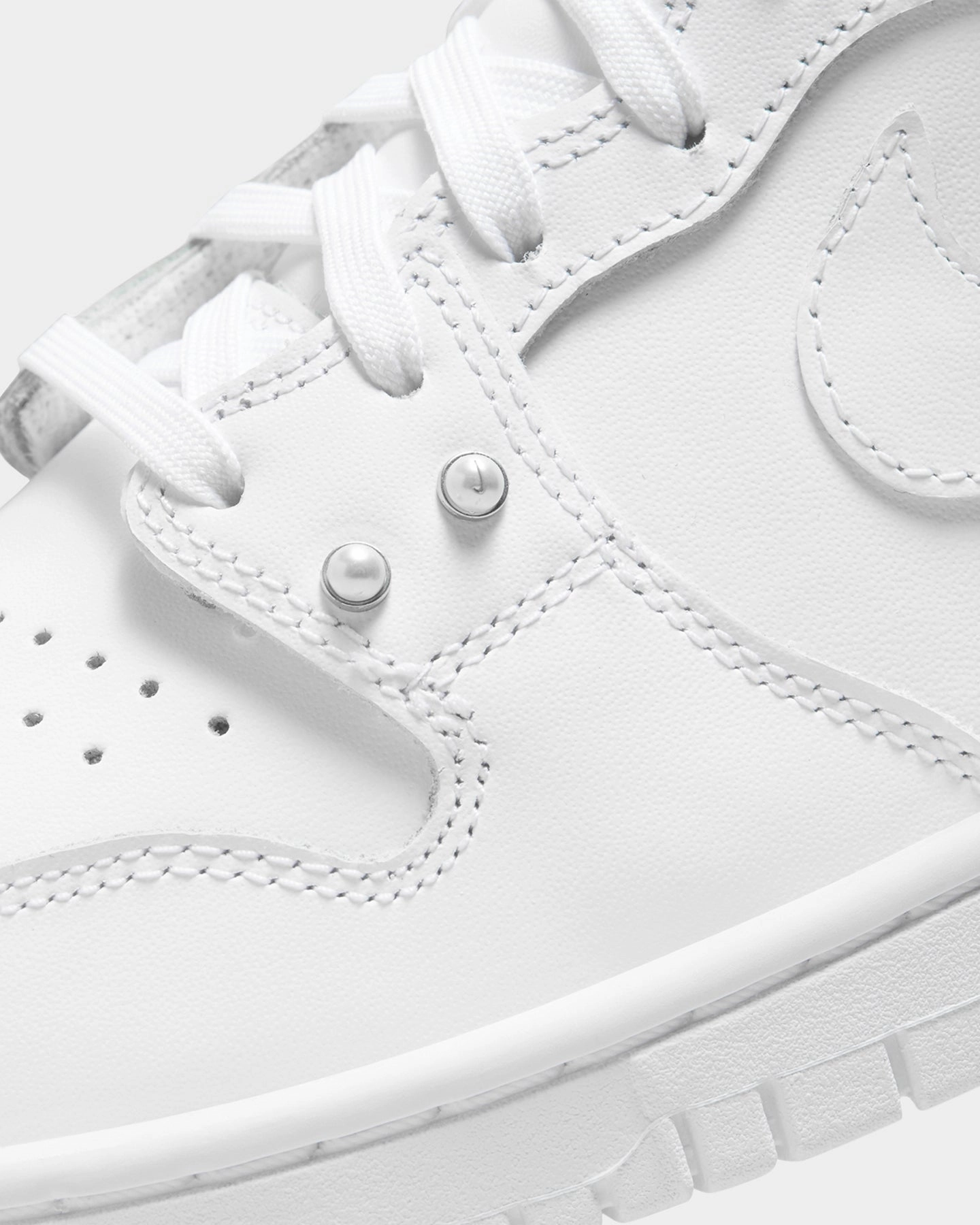 Odor Control Materials Nike Women's Dunk High SE 'Pearl White' White/White