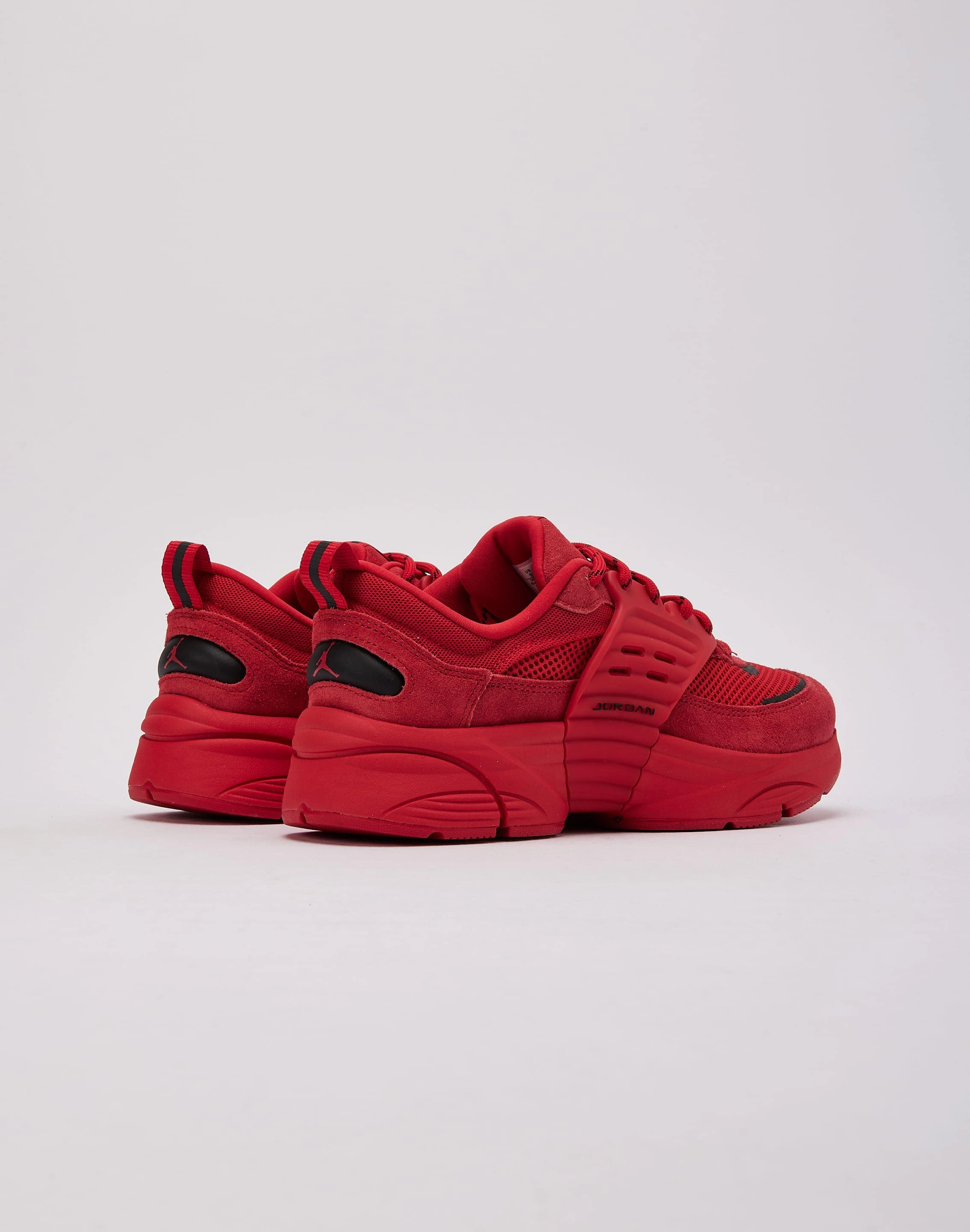 Jordan Trunner O/S perforated panels