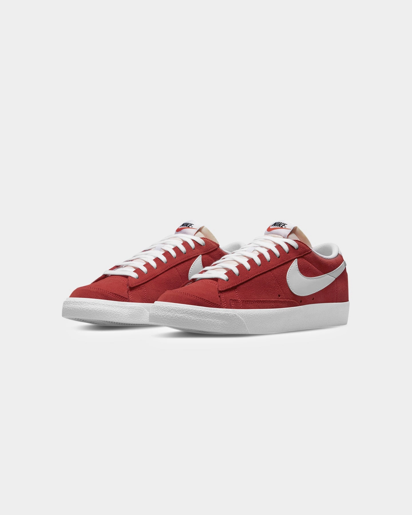 Characteristic Nike Blazer Low '77 Suede University Red