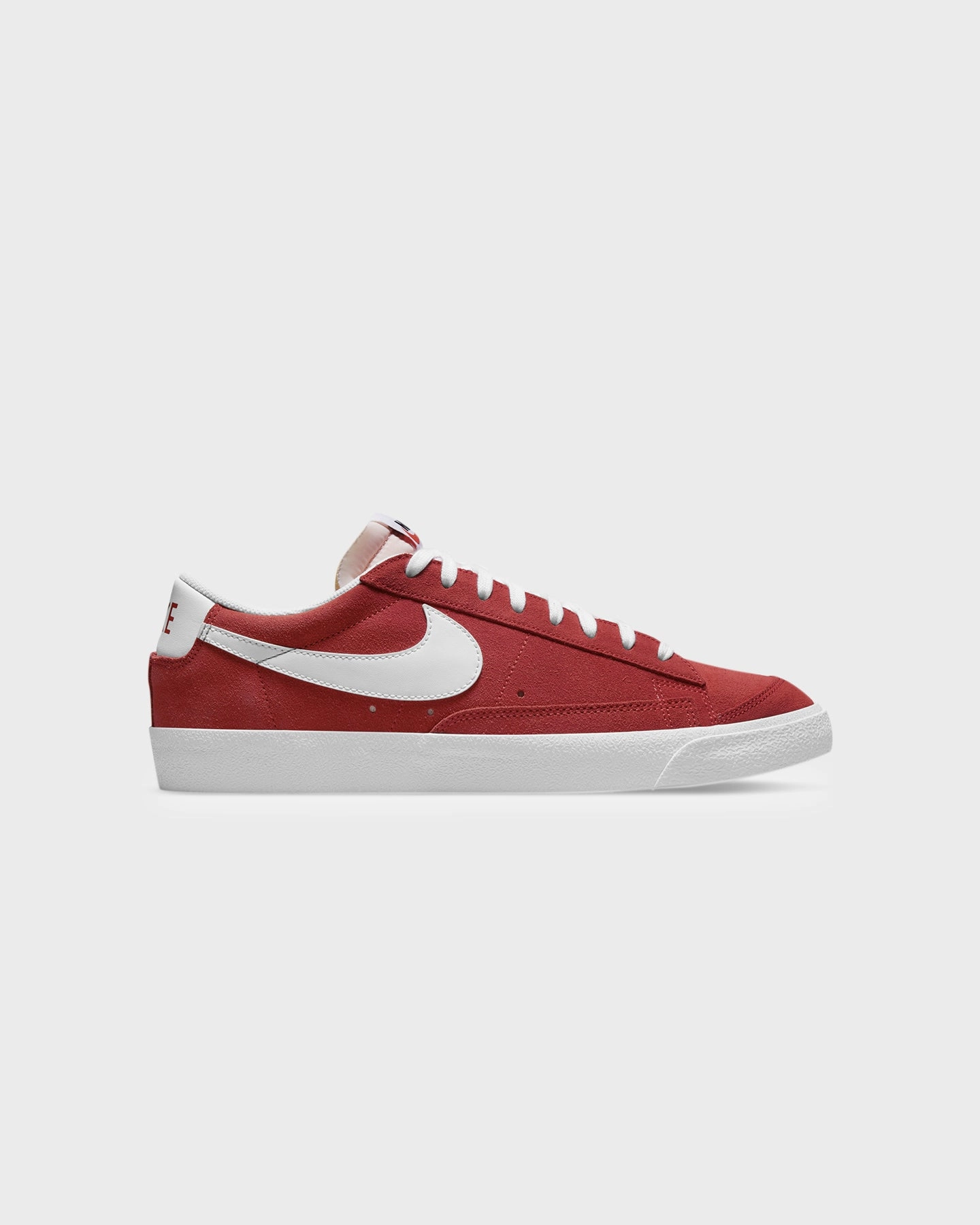 Nike Blazer Low '77 Suede University Red lightweight user Universal Sizing
