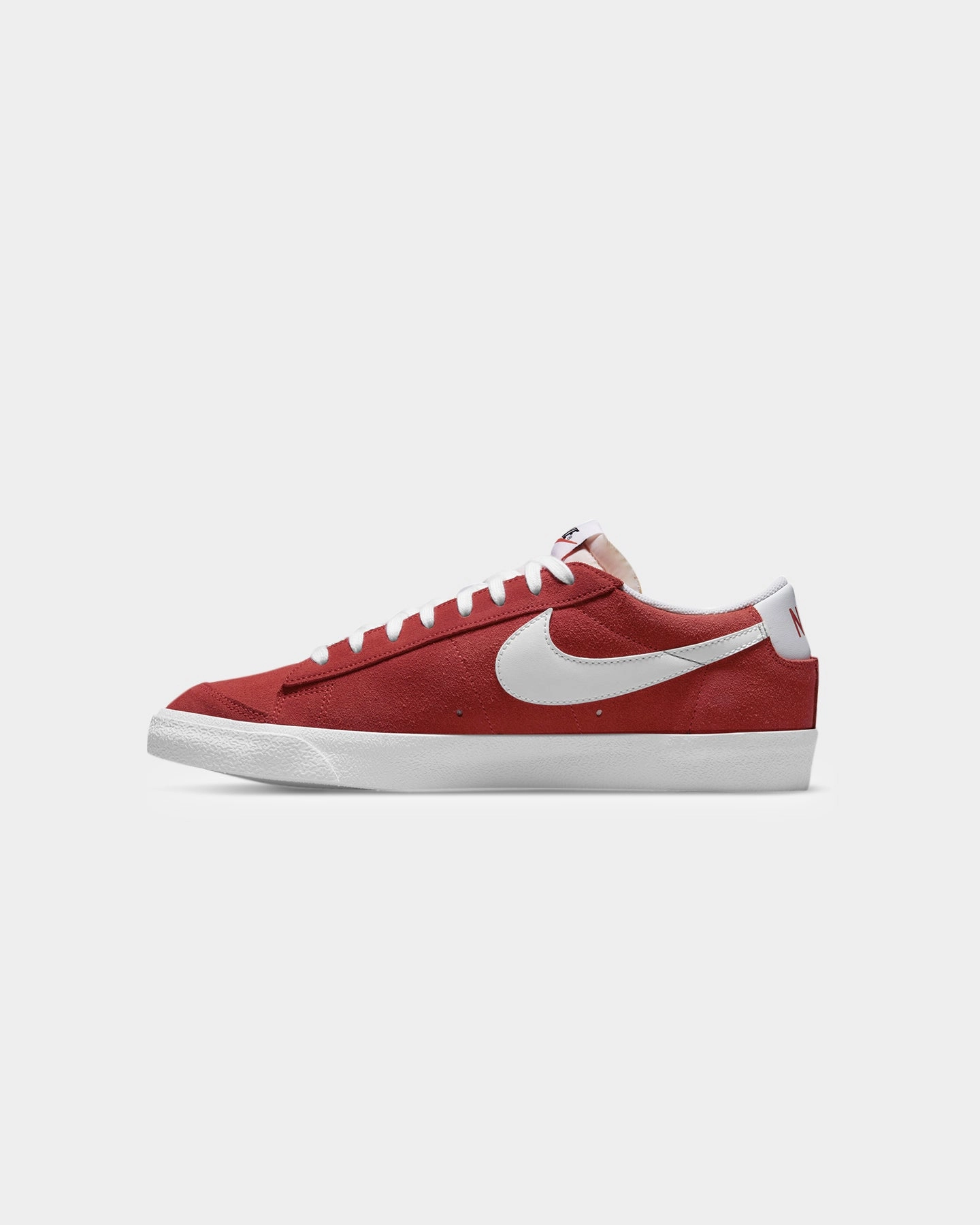 Nike Blazer Low '77 Suede University Red Reliable stability Energy Absorbing Layer