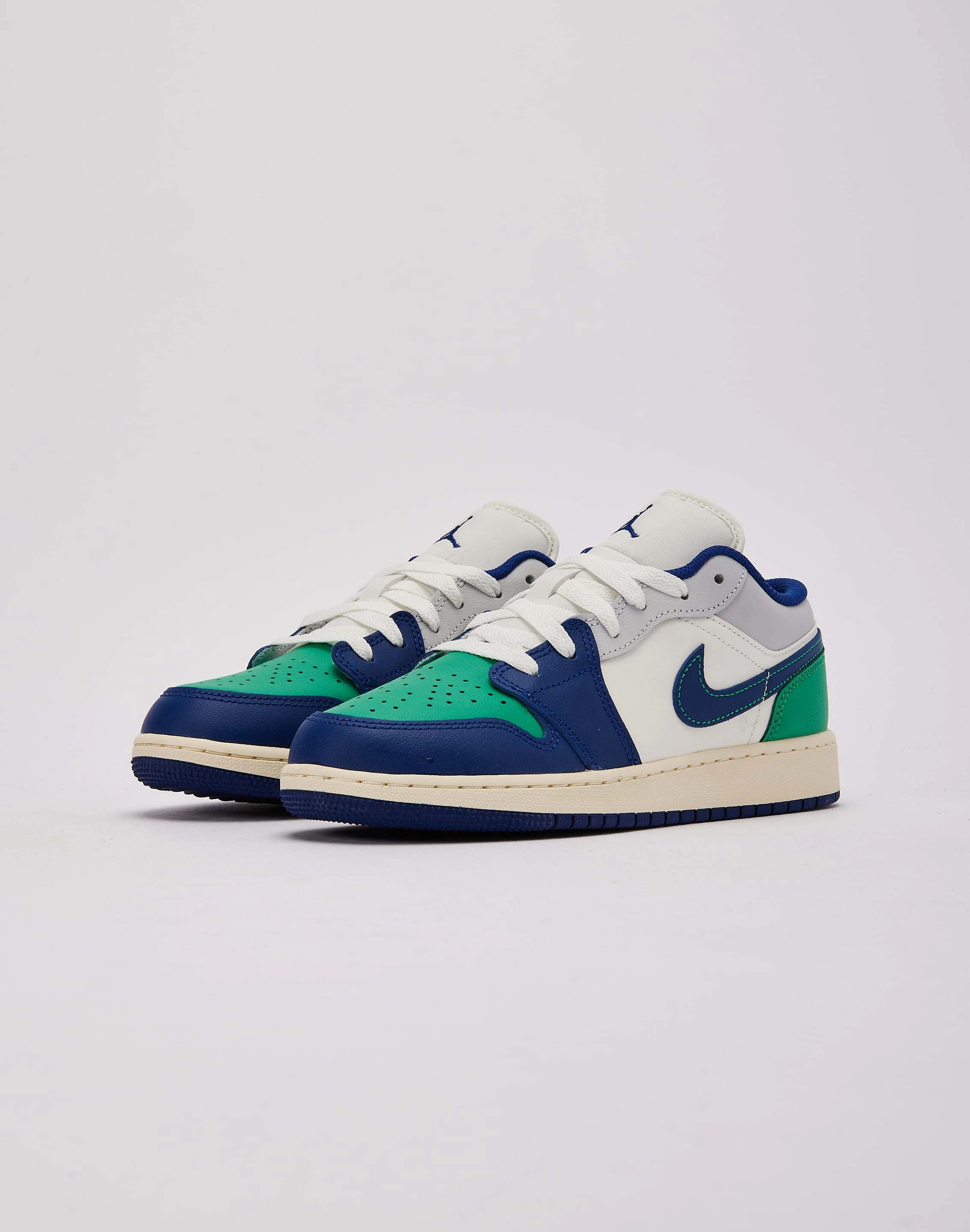 Durable Stitching Jordan Air Jordan 1 Low Grade-School