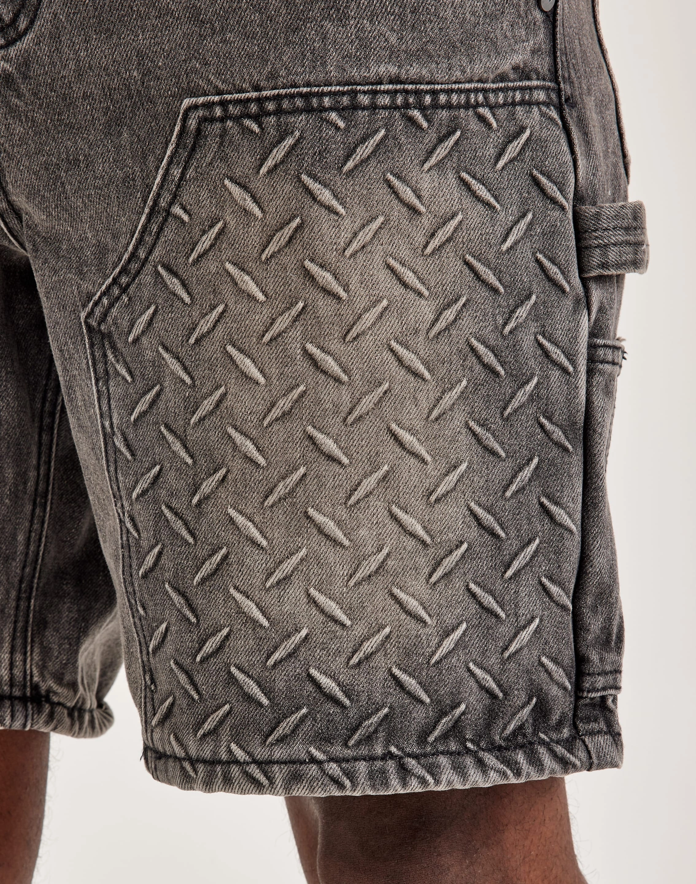 EPTM Steeler Shorts Retro-inspired cushioning