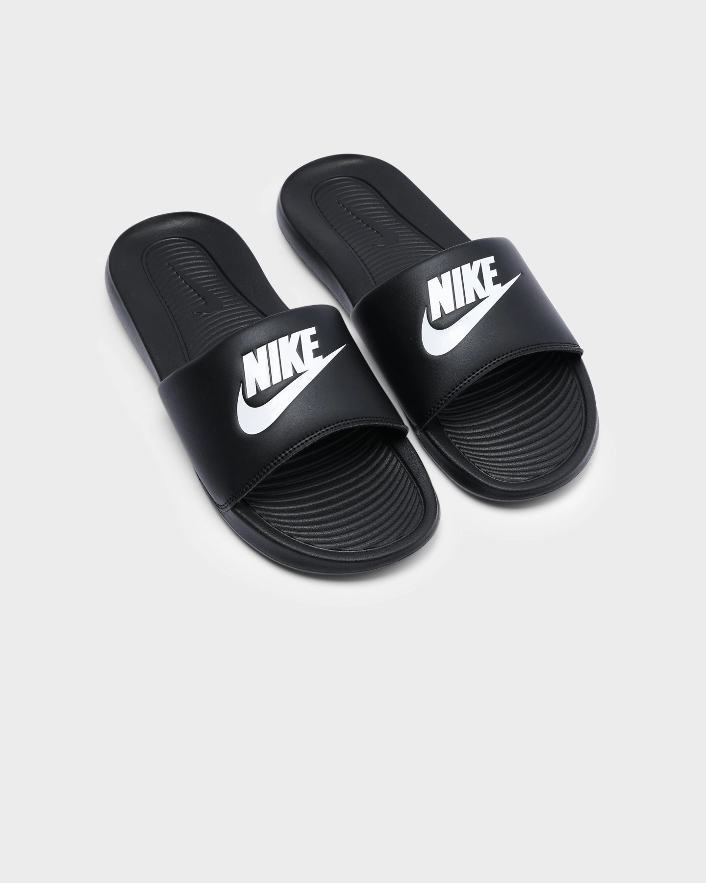 Reinforced toe Nike Victori One Slide Black/White/Black