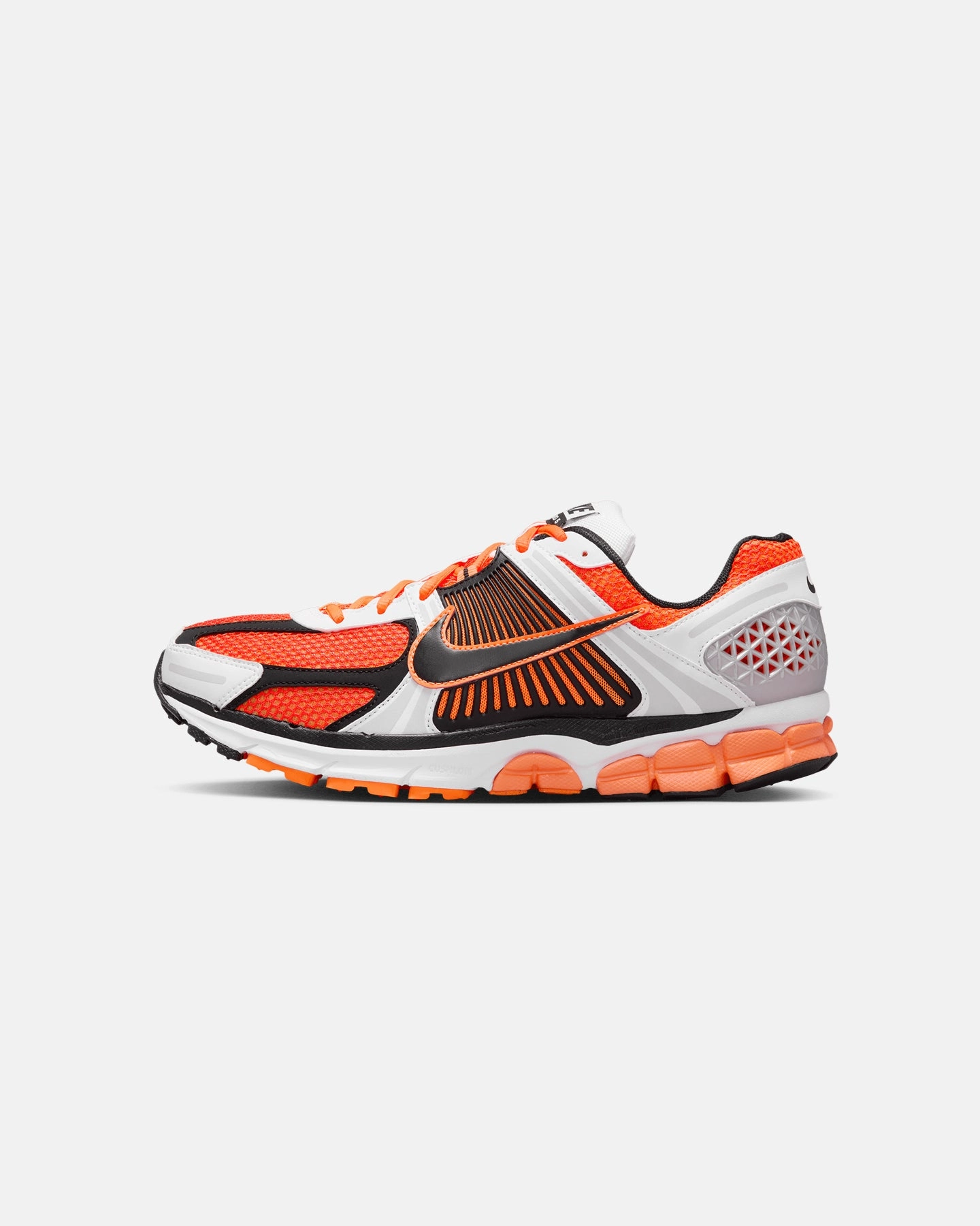 Nike Zoom Vomero 5 Total Orange/Black Guest Side