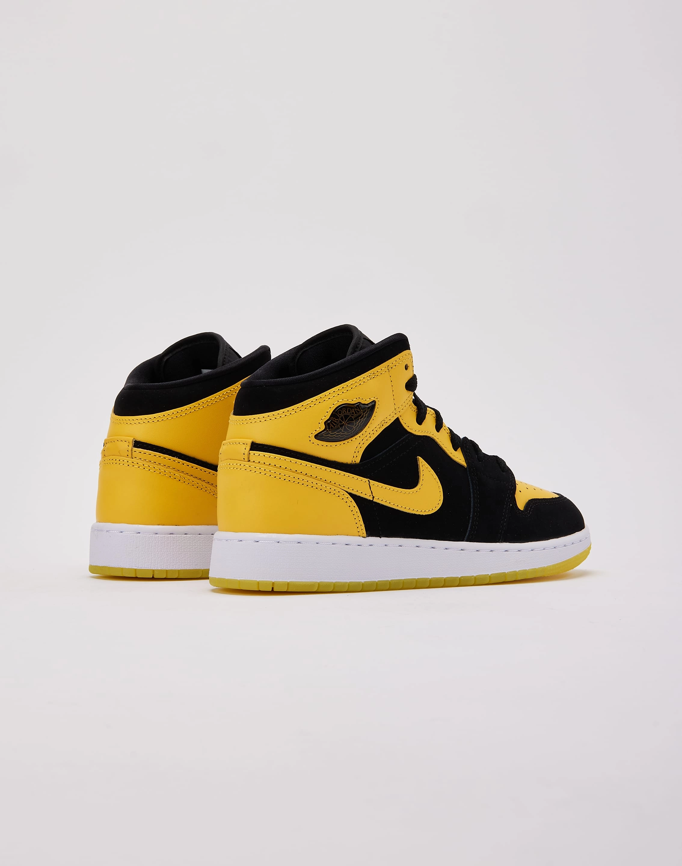 Soft Soles Jordan Air Jordan 1 Mid SE 'New Love' Grade-School