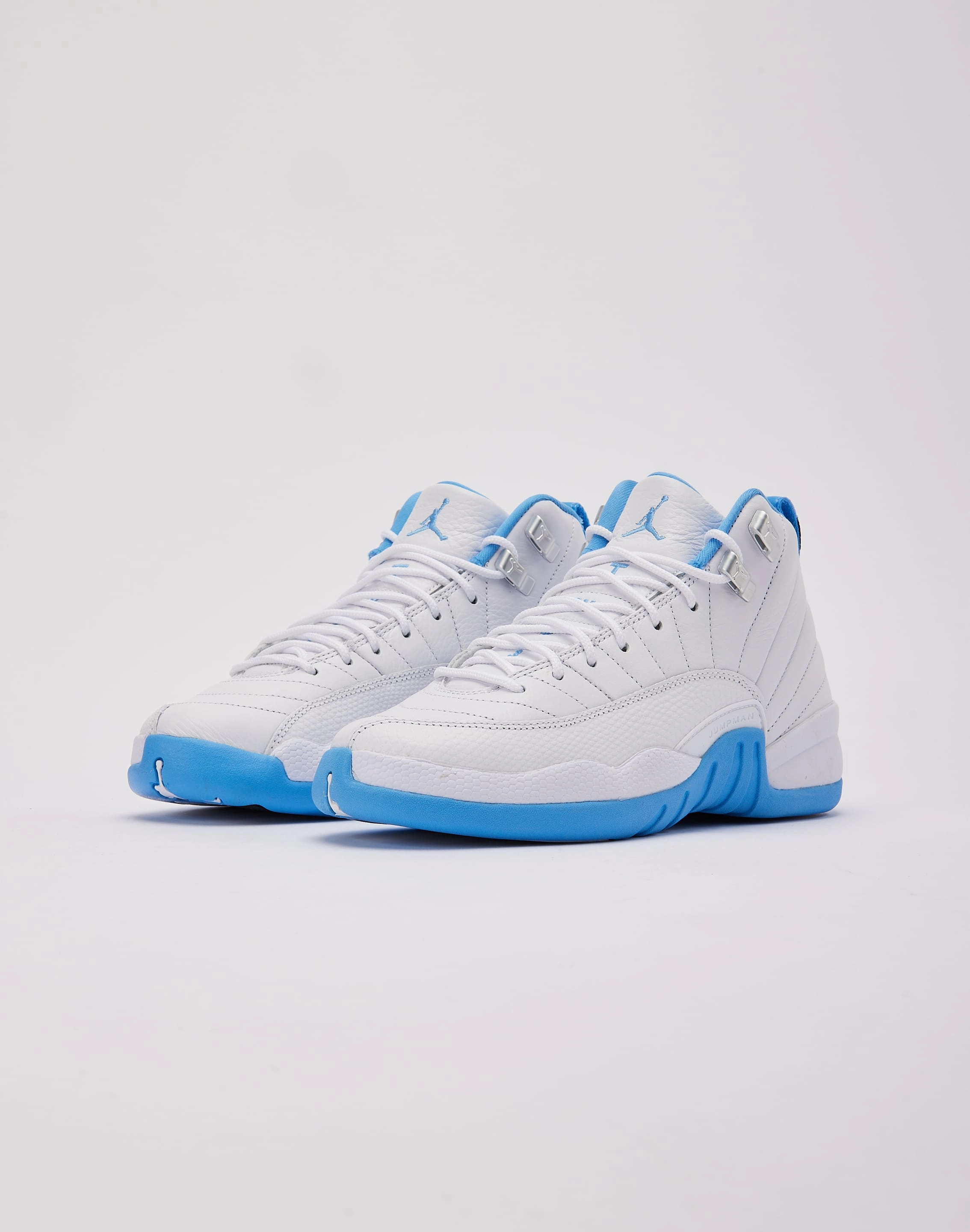 MidTopStyle Jordan Air Jordan 12 Retro 'White and University Blue' Grade-School