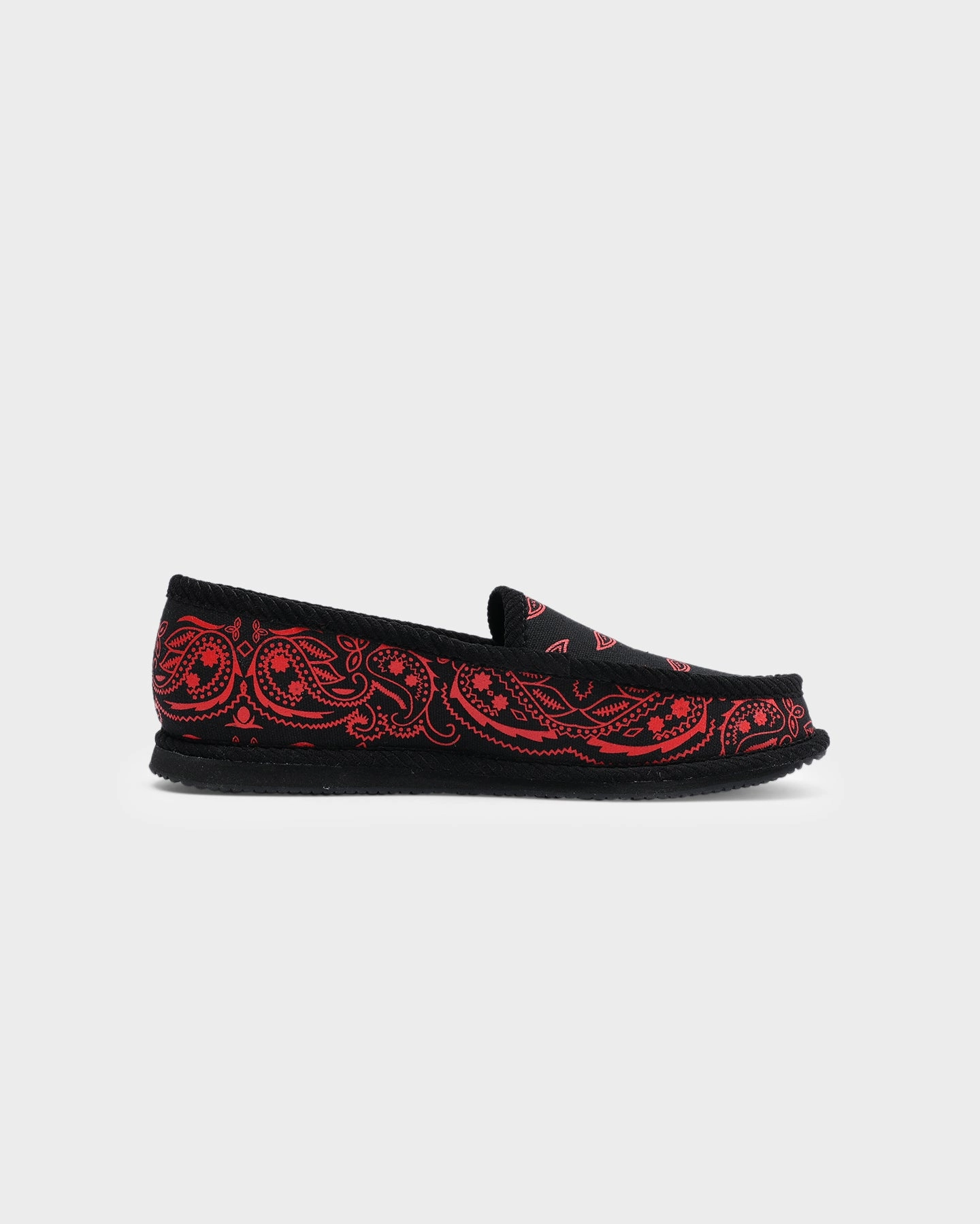 Impact Diffusing Heel Goat Crew Bandana Slipper Black/Red