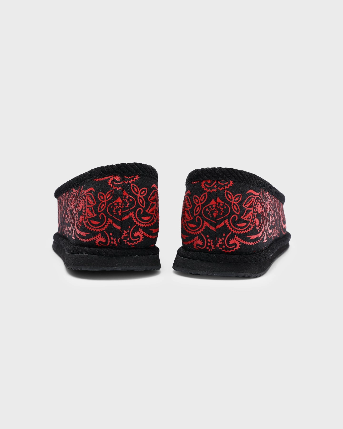Goat Crew Bandana Slipper Black/Red most spring zip - closure