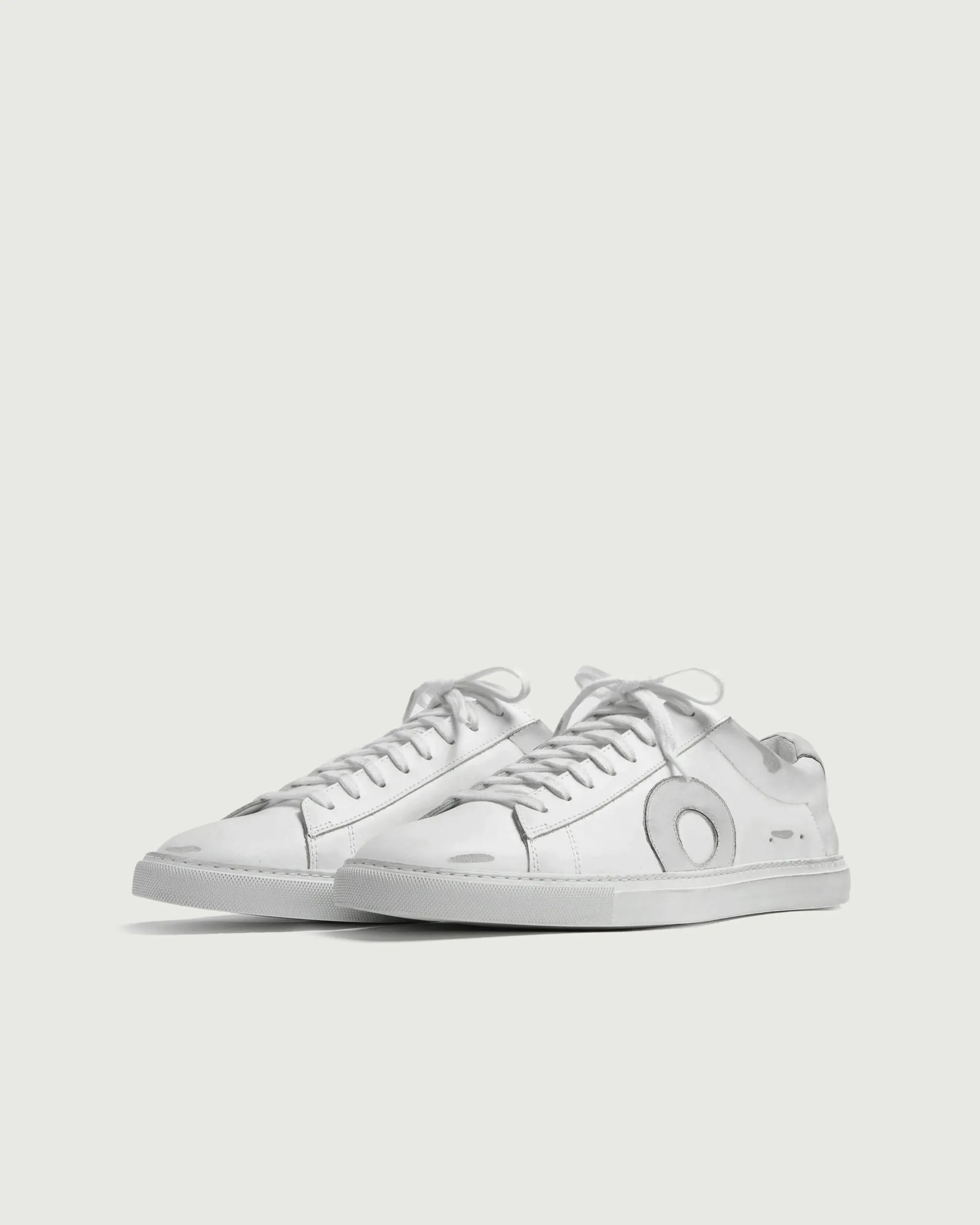 Light support Low 1 | White Wall