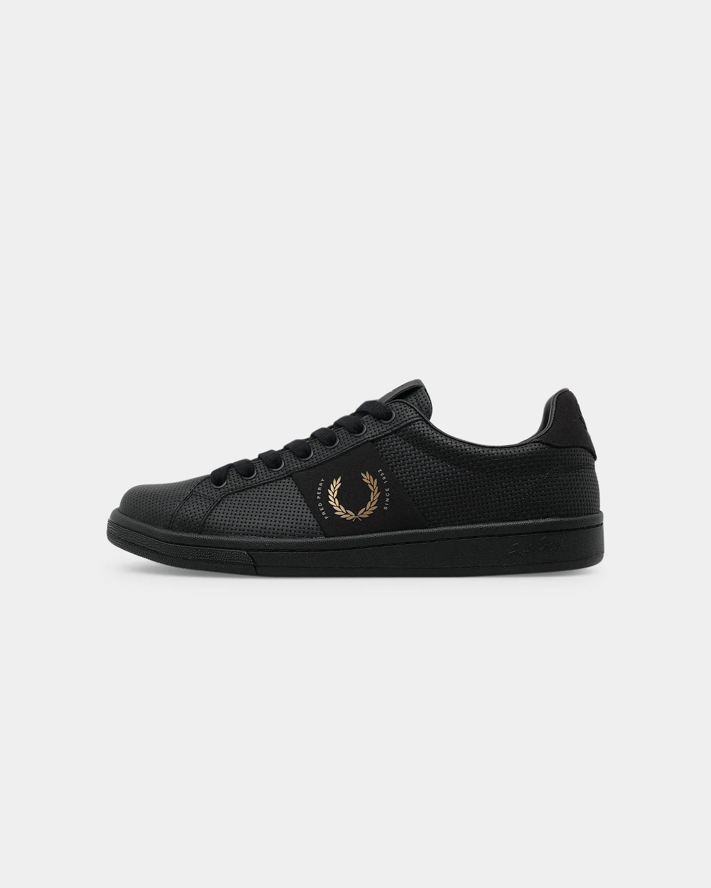 Seamless Stitching Fred Perry B721 Black