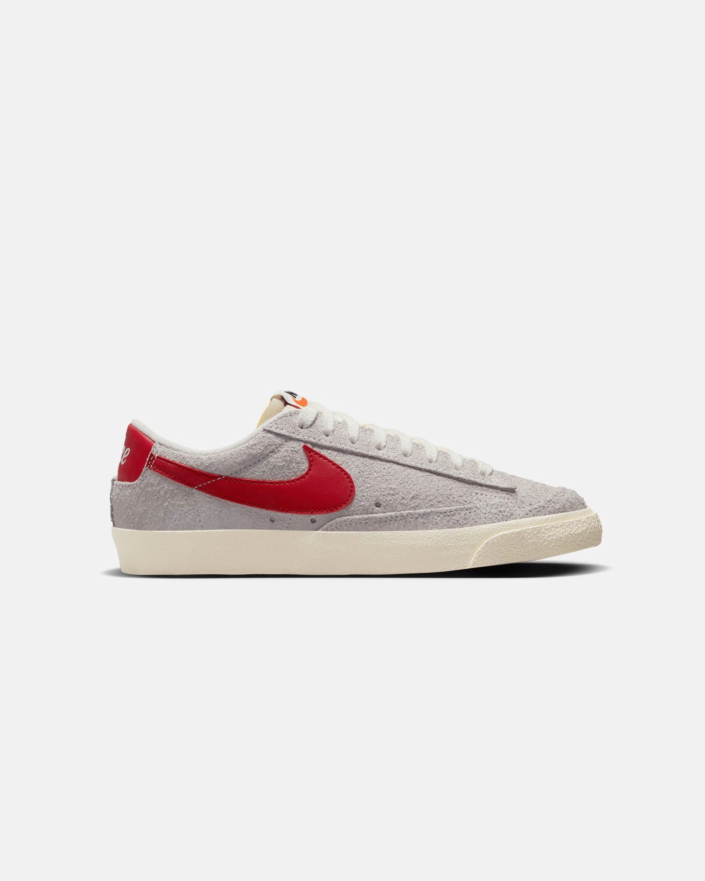 Nike Women's Blazer Low '77 Vintage Summit White/Grey Odor Control Lining