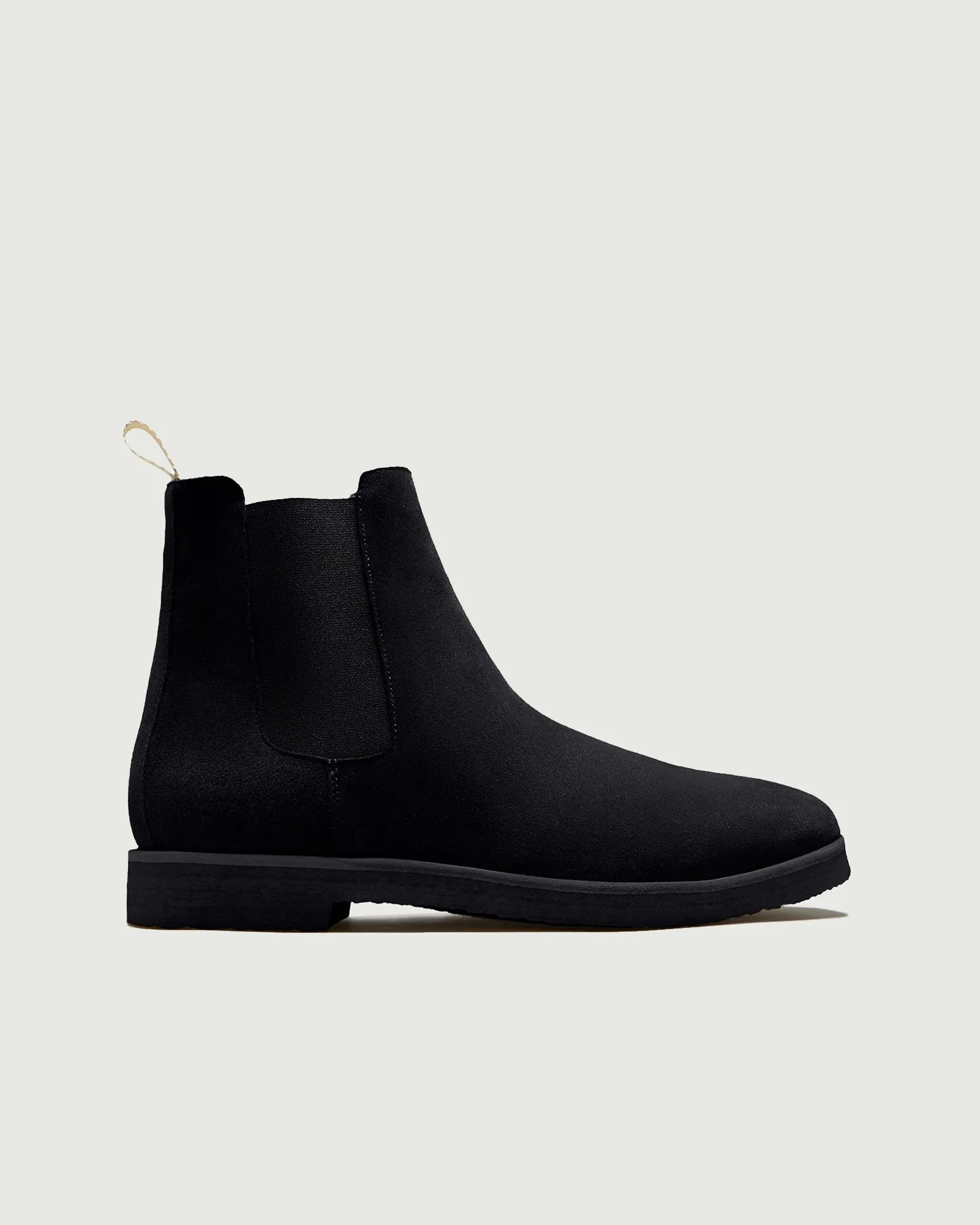 Contoured Midsole Chelsea Boot | Black Suede