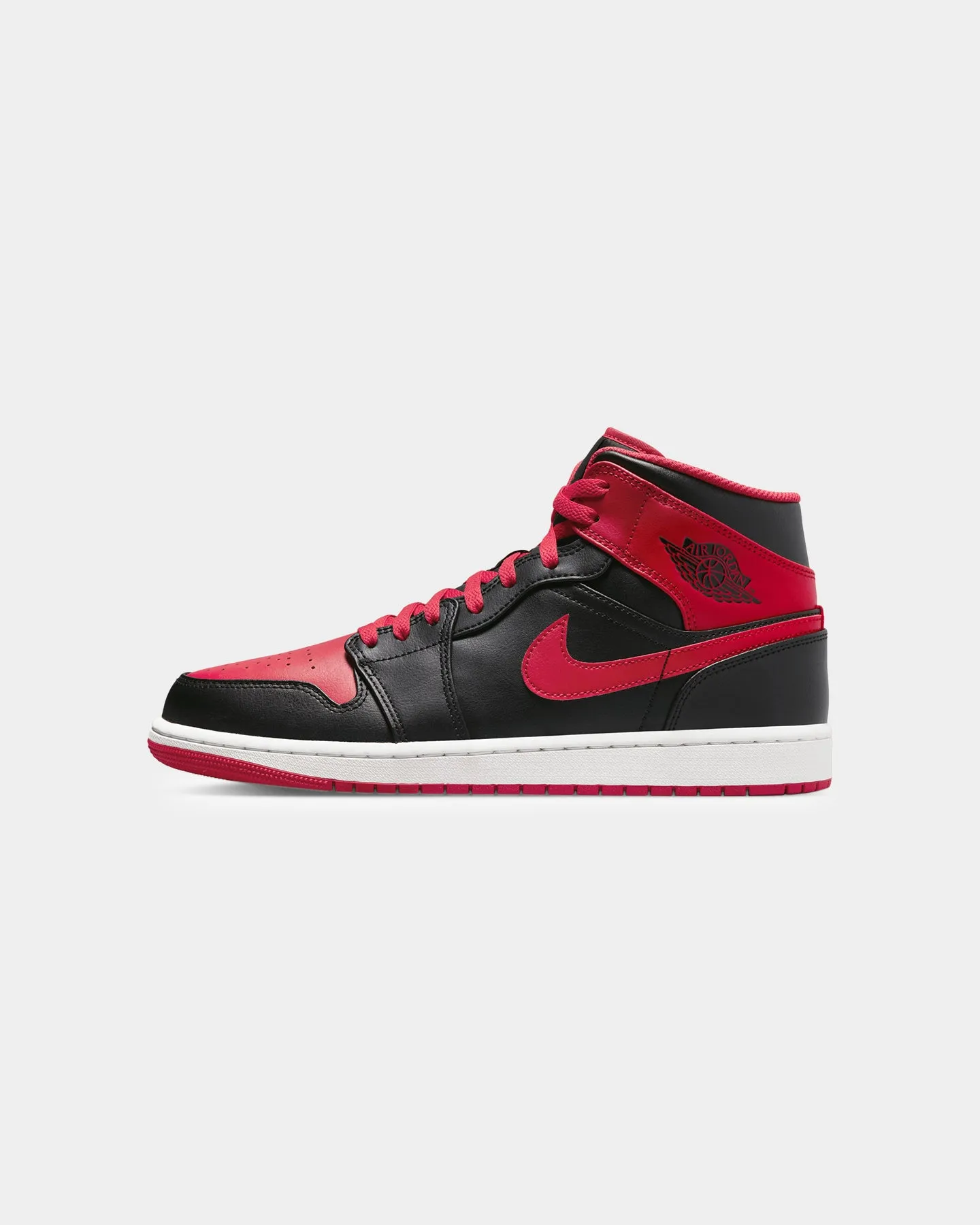 Padded Fit Jordan Air Jordan 1 Mid "Alternate Bred" Black/Fire Red