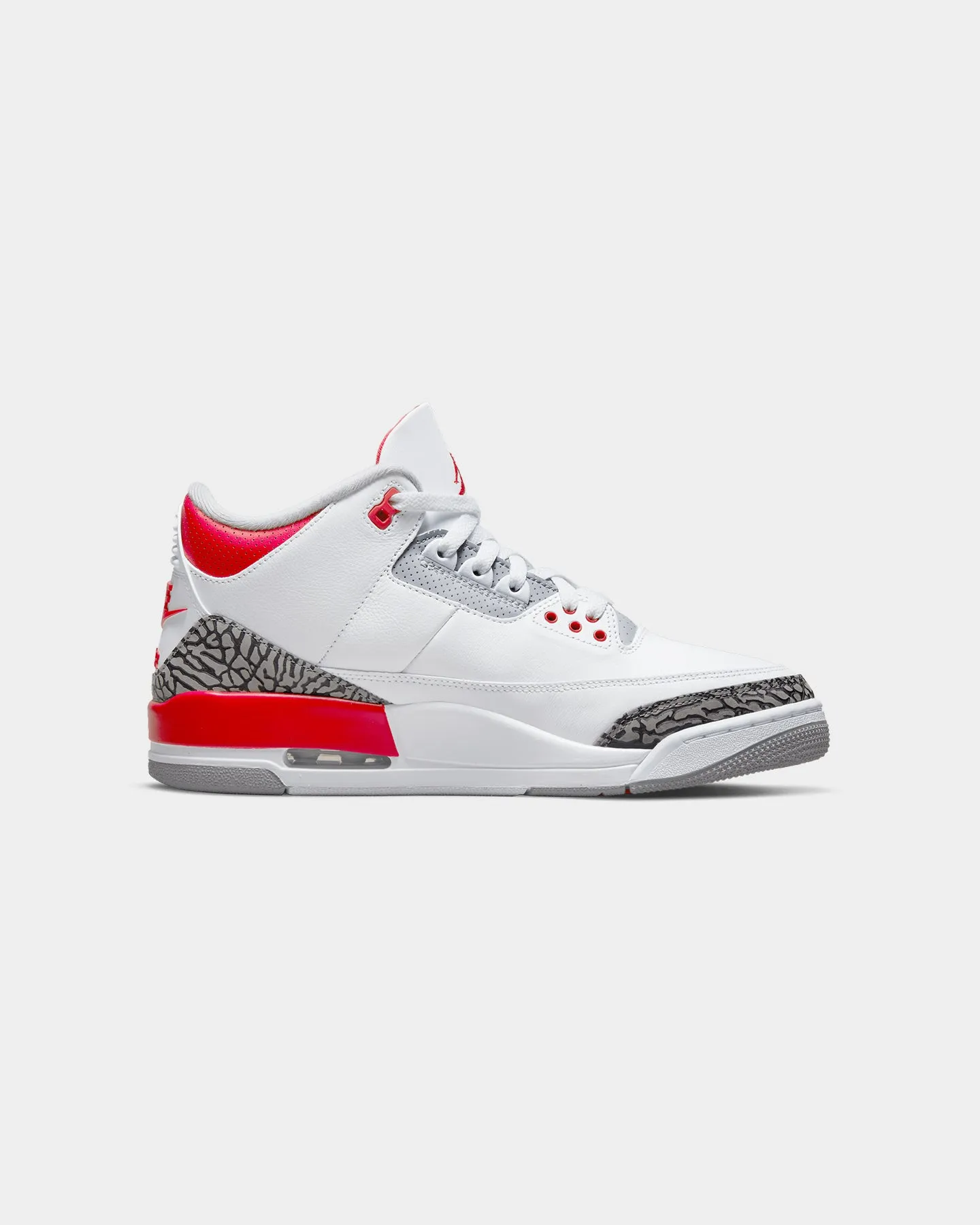 Jordan Air Jordan 3 Retro White/Fire Red ratio Seamless Upper Construction