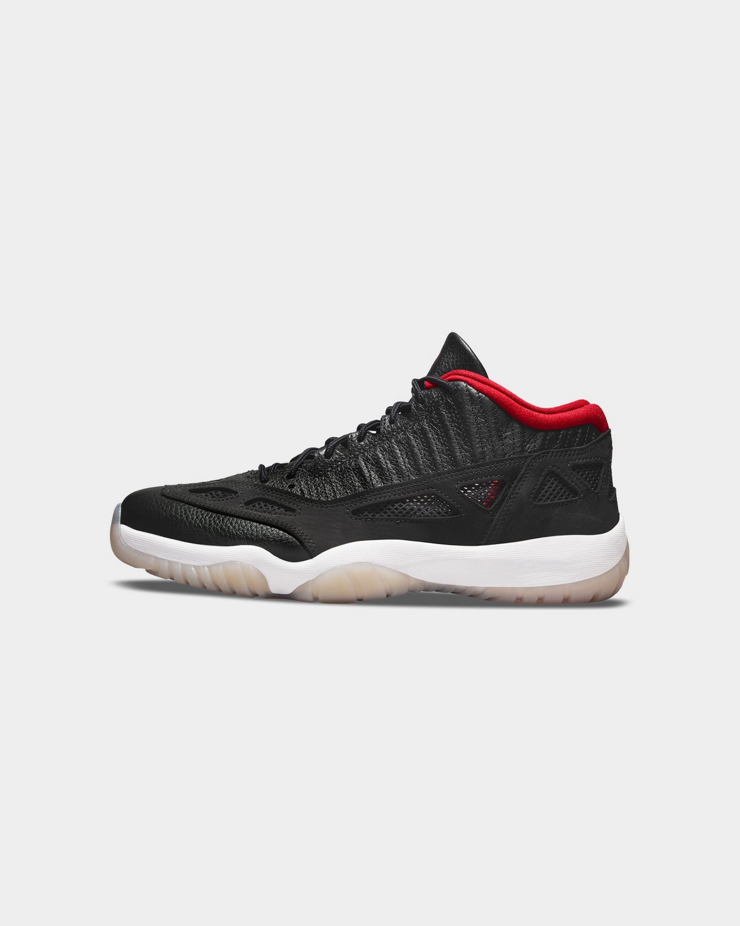 Shock Diffusion Layer Flexible Fit Jordan Air Jordan 11 Retro Low IE "Bred" Black/True Red