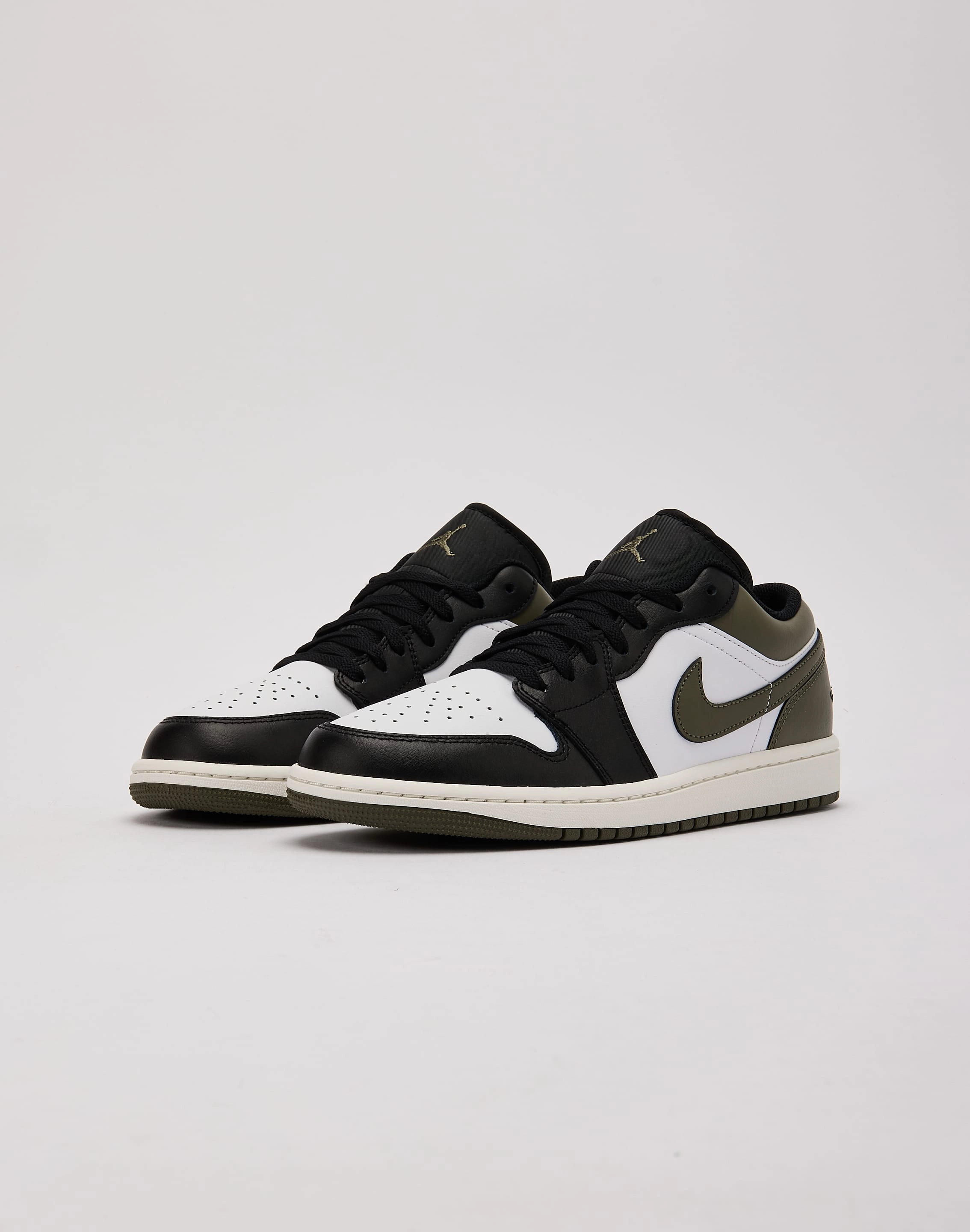 Jordan Air Jordan 1 Low Reflective accents