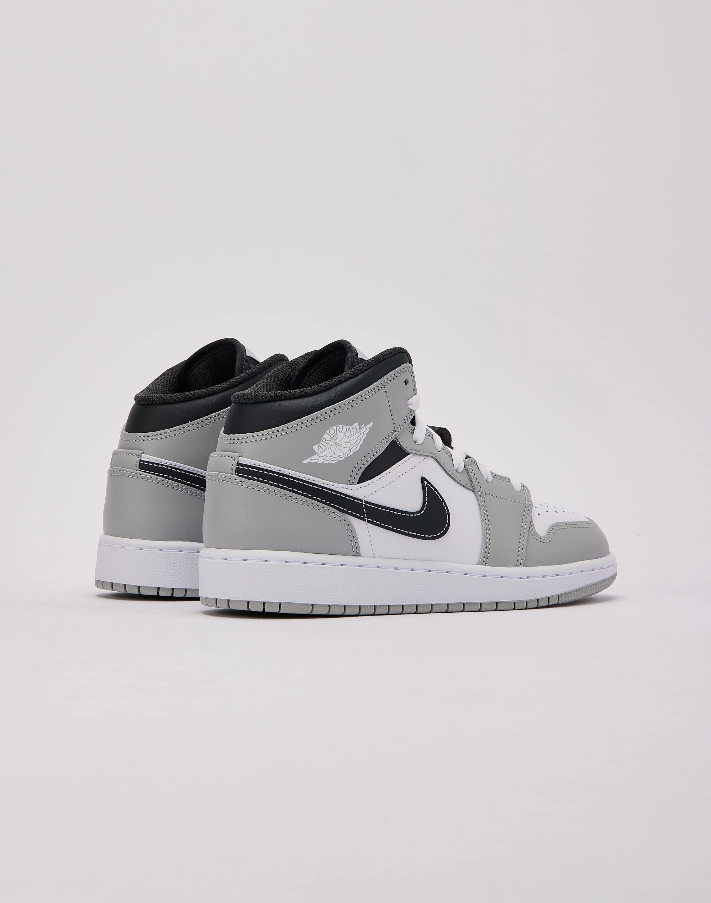 Jordan Air Jordan 1 Mid Grade-School Enhanced Ball Transition