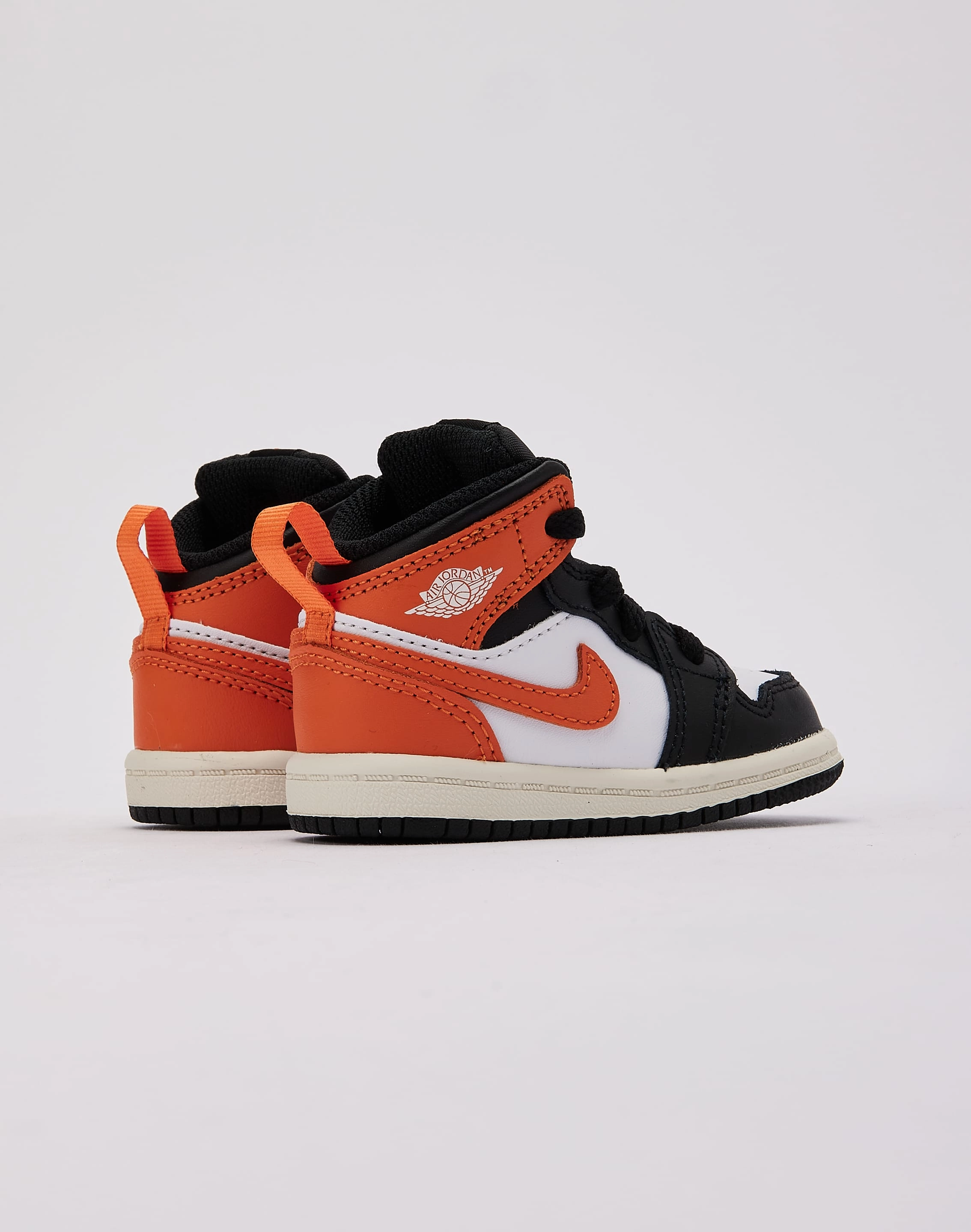 ShockResistant Ankle Lockdown System Jordan Air Jordan 1 Mid Toddler